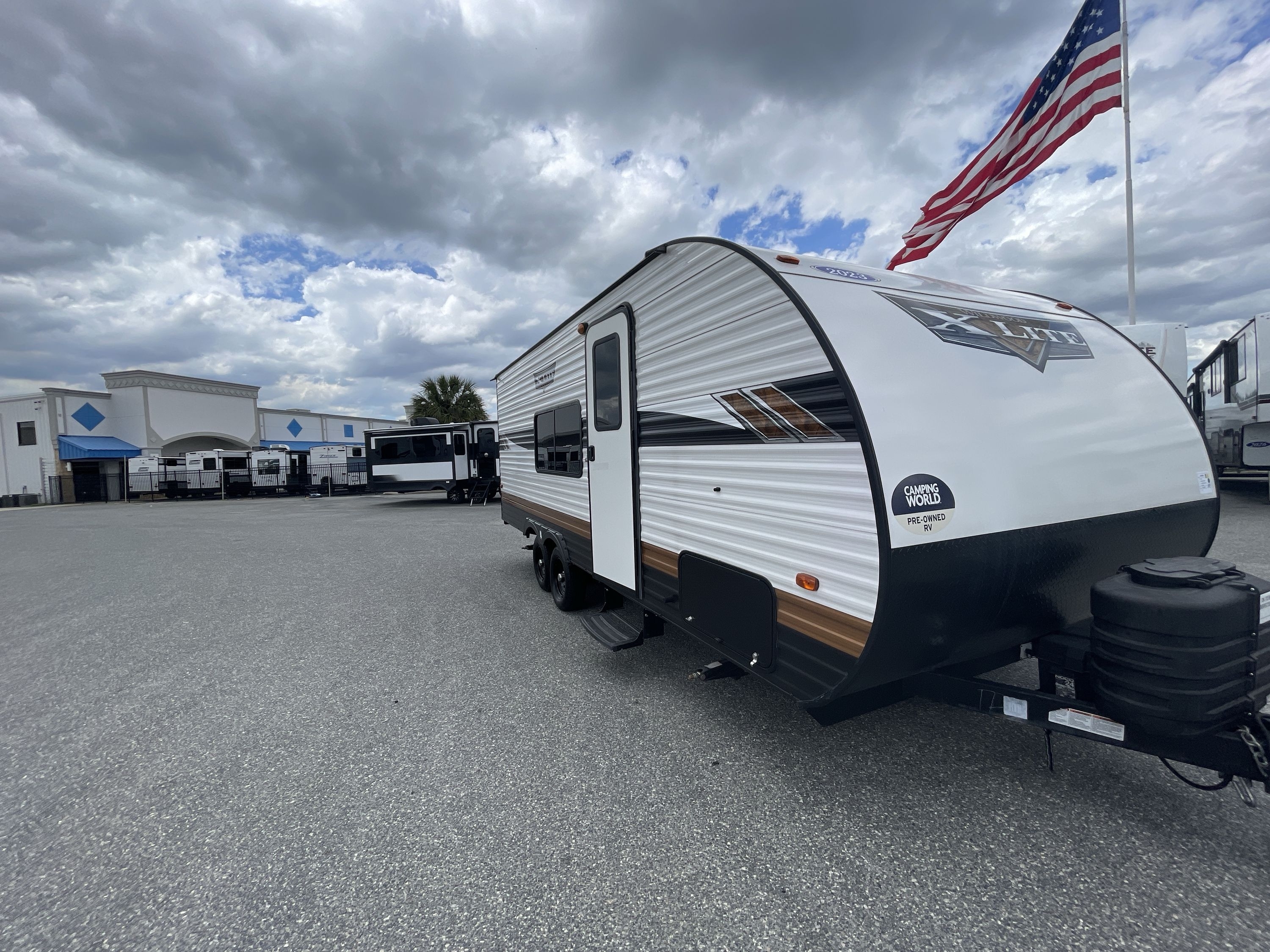 2023 Forest River WILDWOOD X-LITE 19DBXL RV