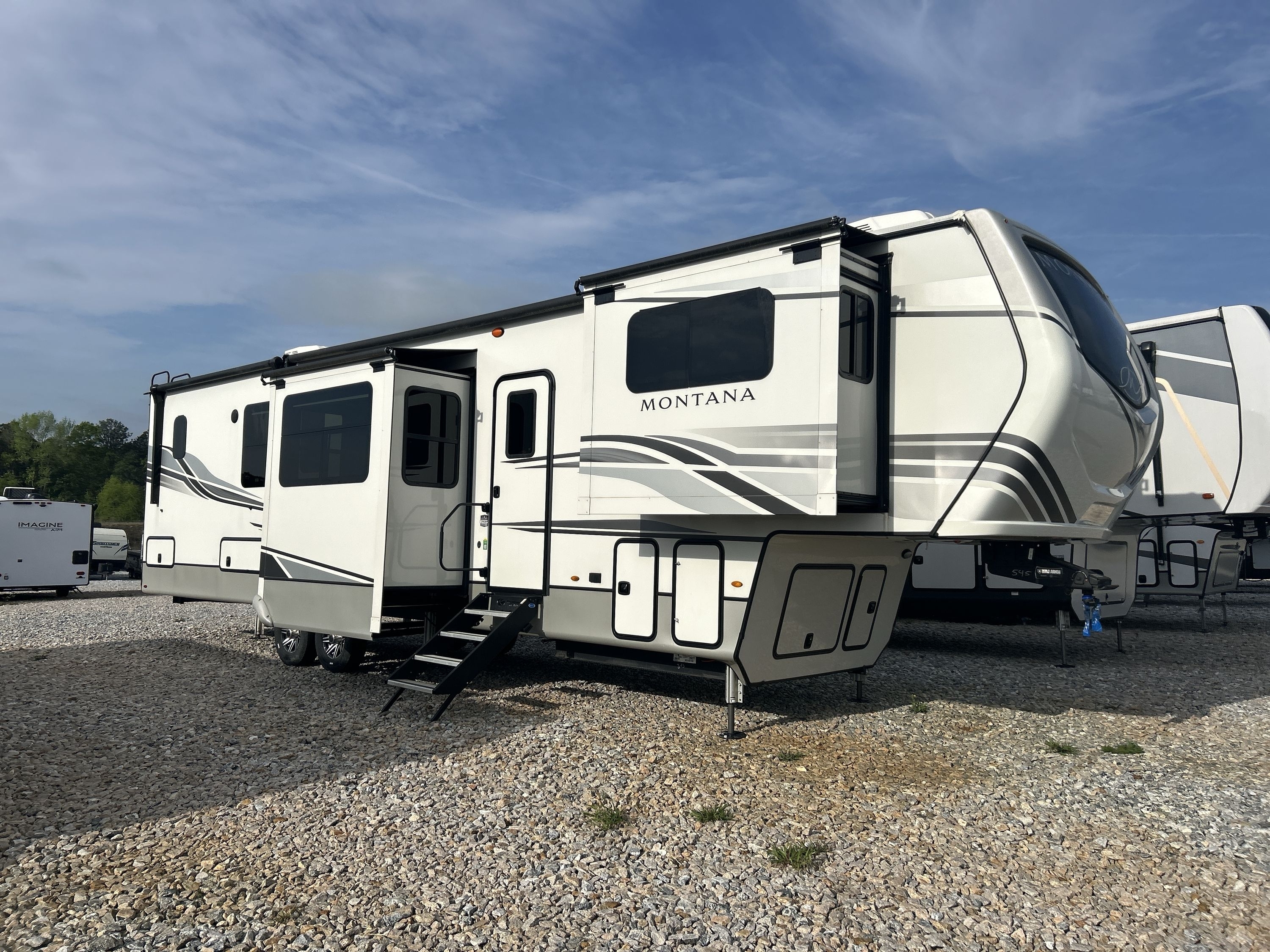 2023 Keystone MONTANA 3763BP RV