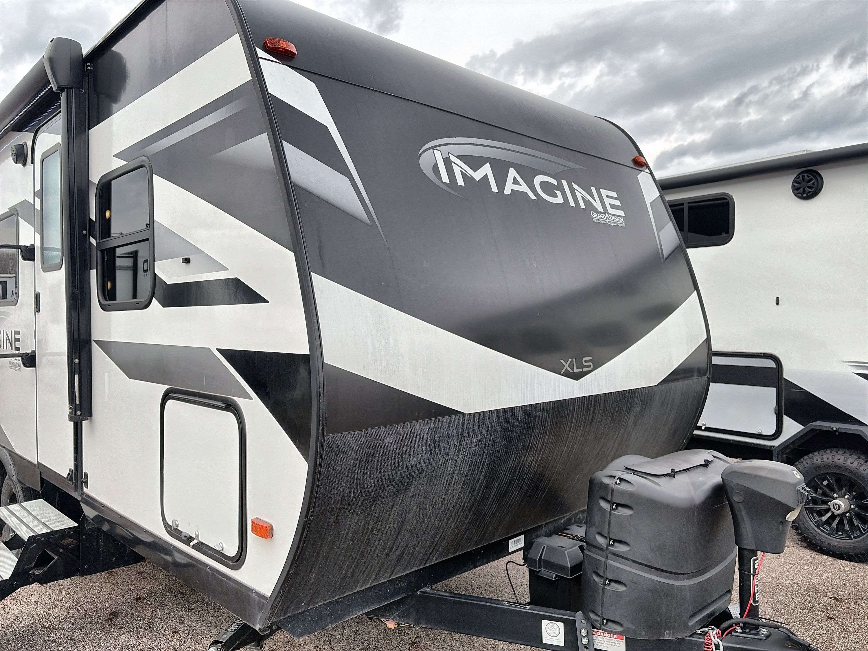 2023 Grand Design IMAGINE XLS 21BHE in sunbury OH