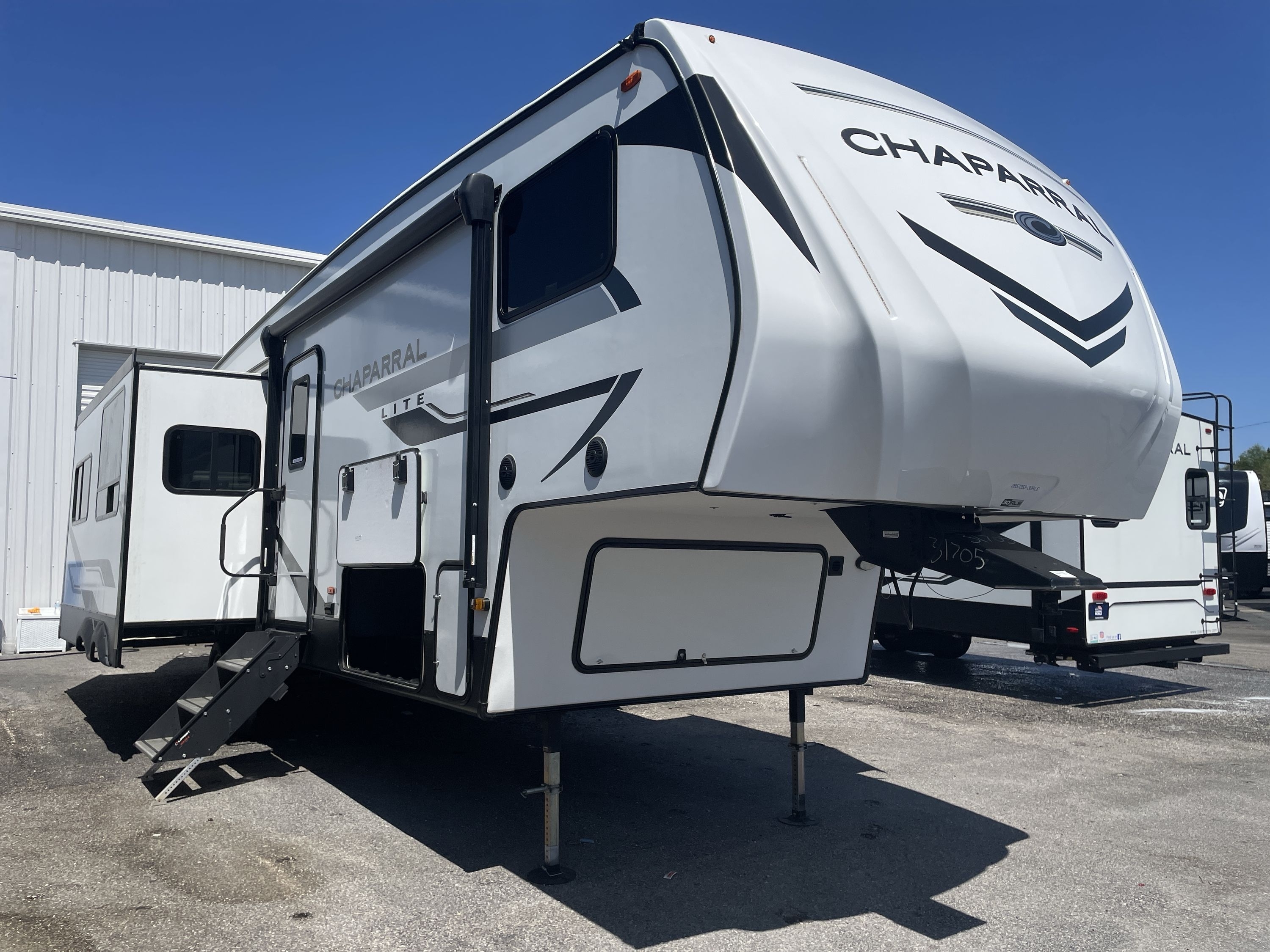 2024 Coachmen CHAPARRAL LITE 30RLS in robertsdale AL