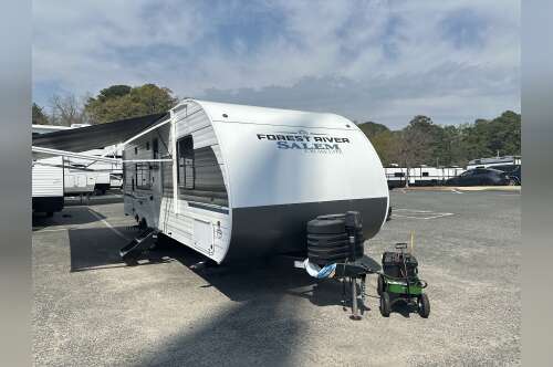 2025 Forest River SALEM CRUISE LITE 261BHXL in greenville NC