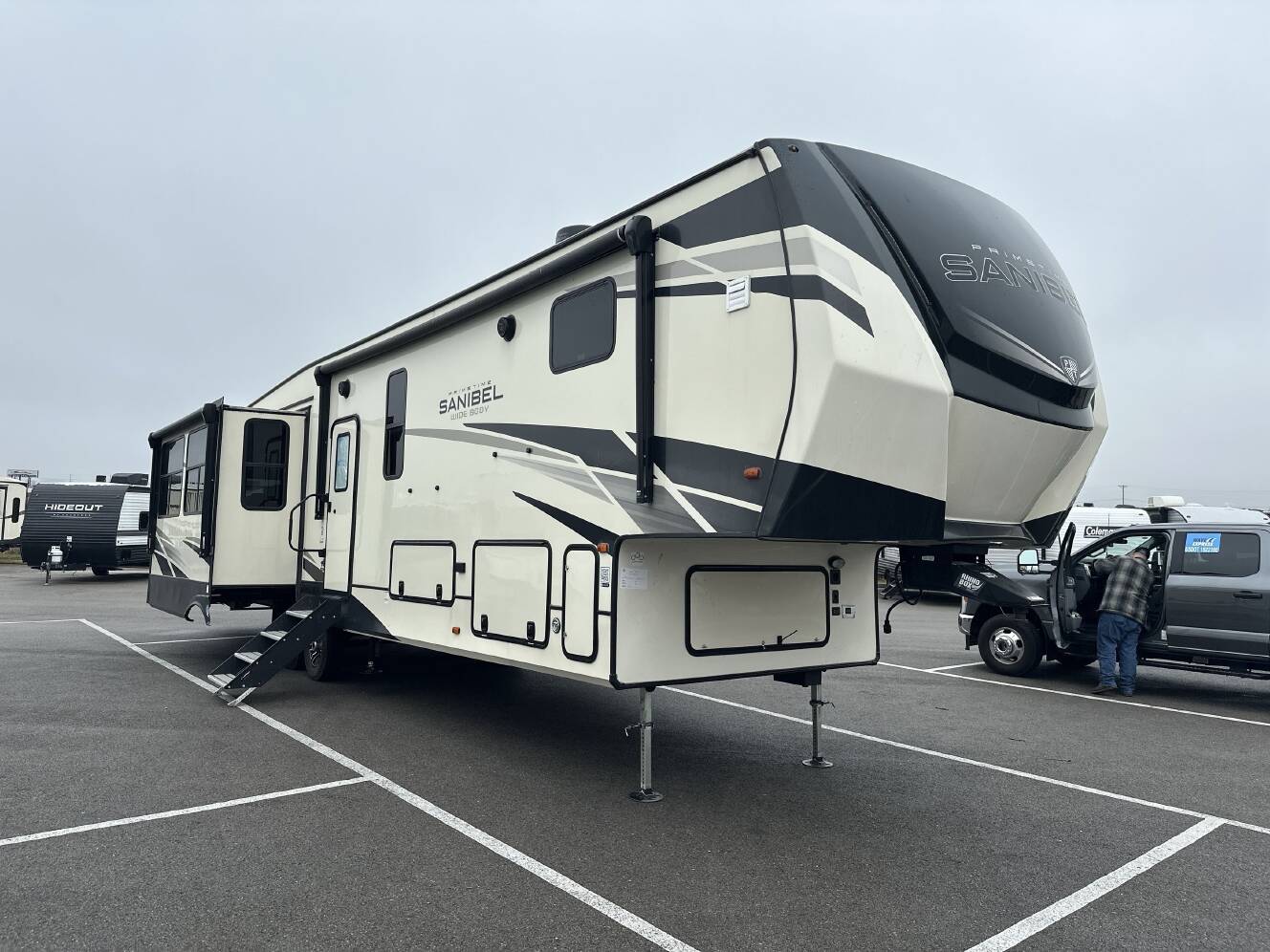 A photo of this 2024 Prime Time SANIBEL 3902MBWB