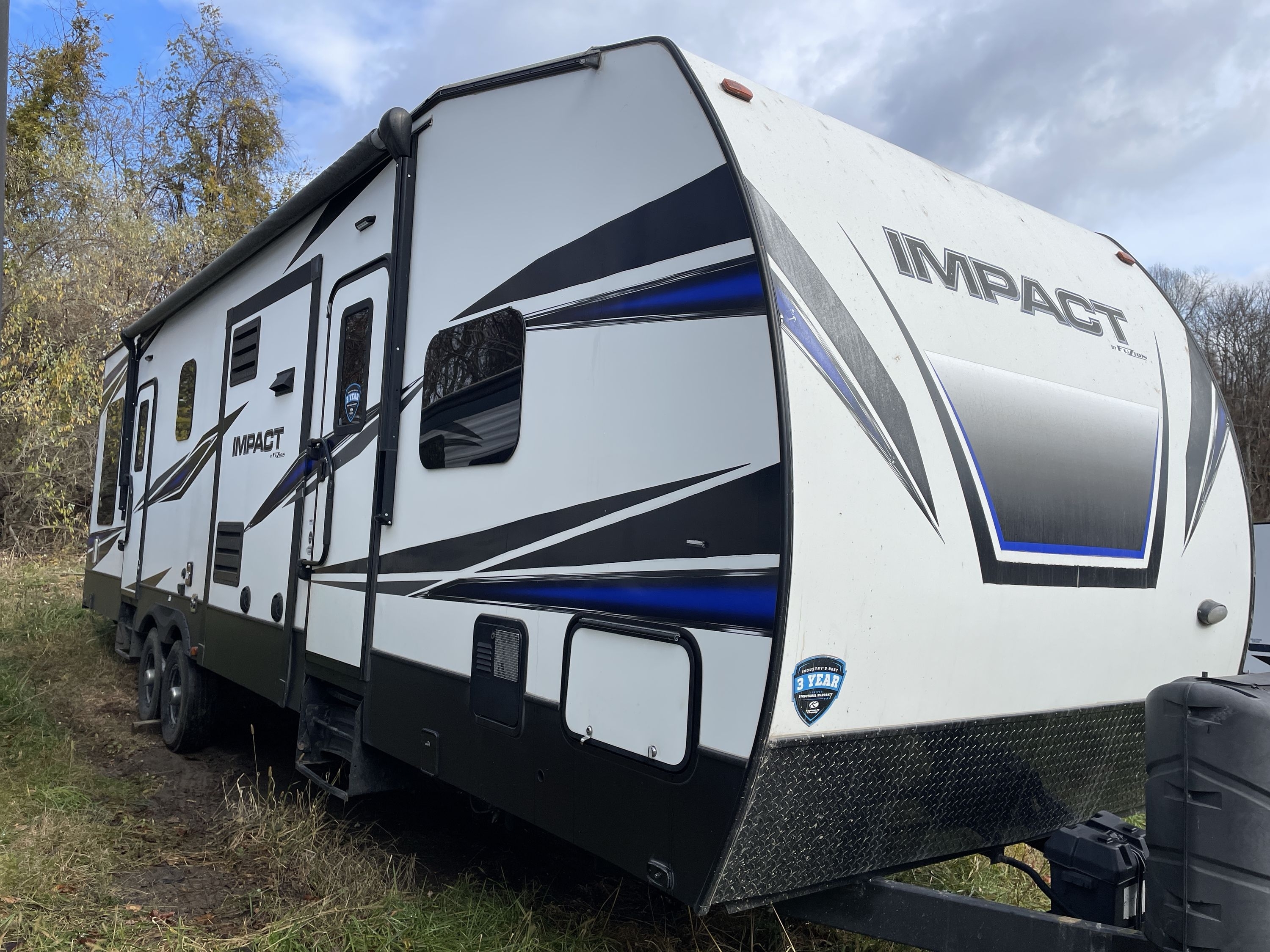 2018 Keystone IMPACT 332 Travel Trailer Toy Hauler RV
