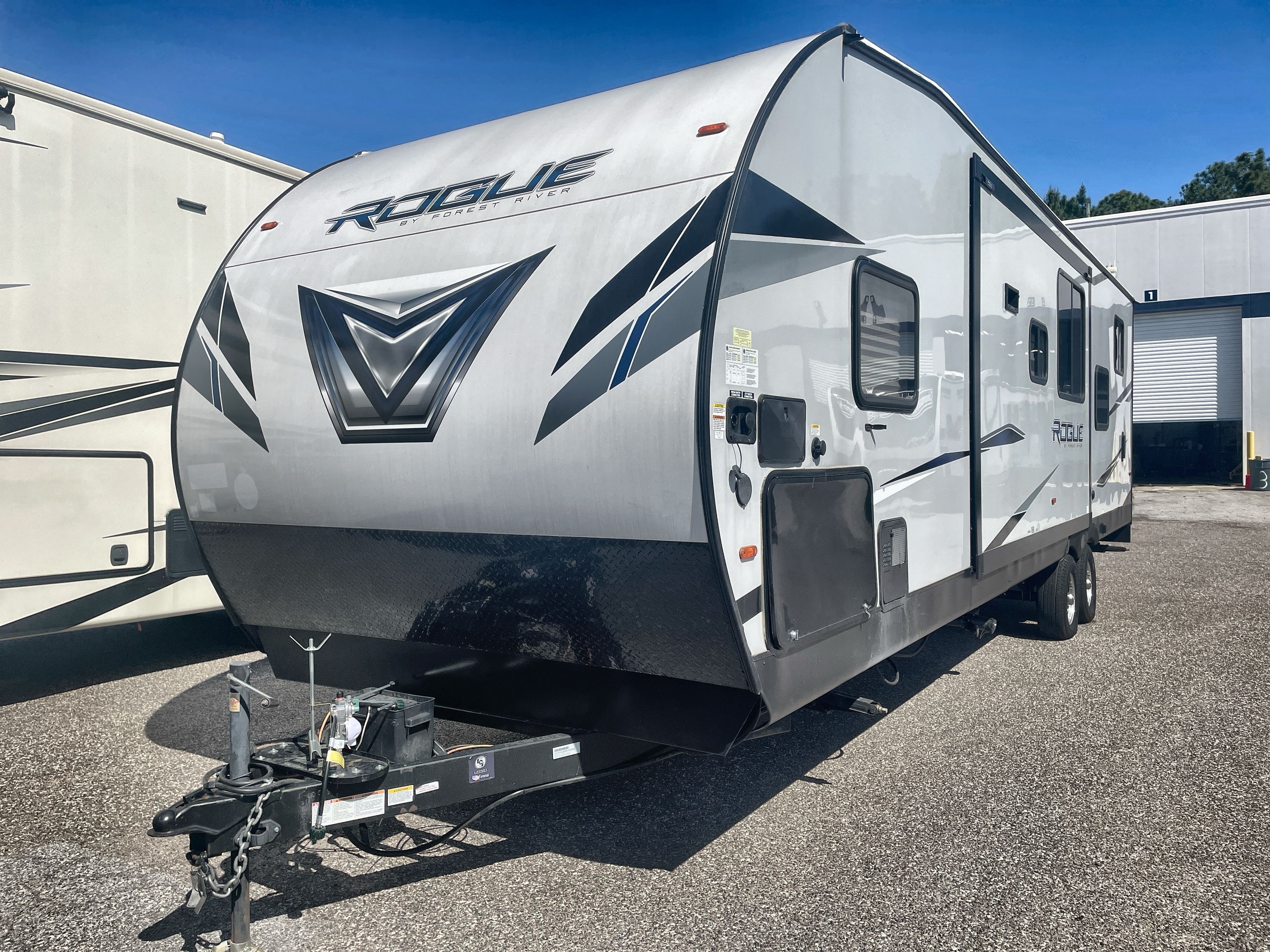 2022 Forest River ROGUE 29KS Travel Trailer Toy Hauler RV