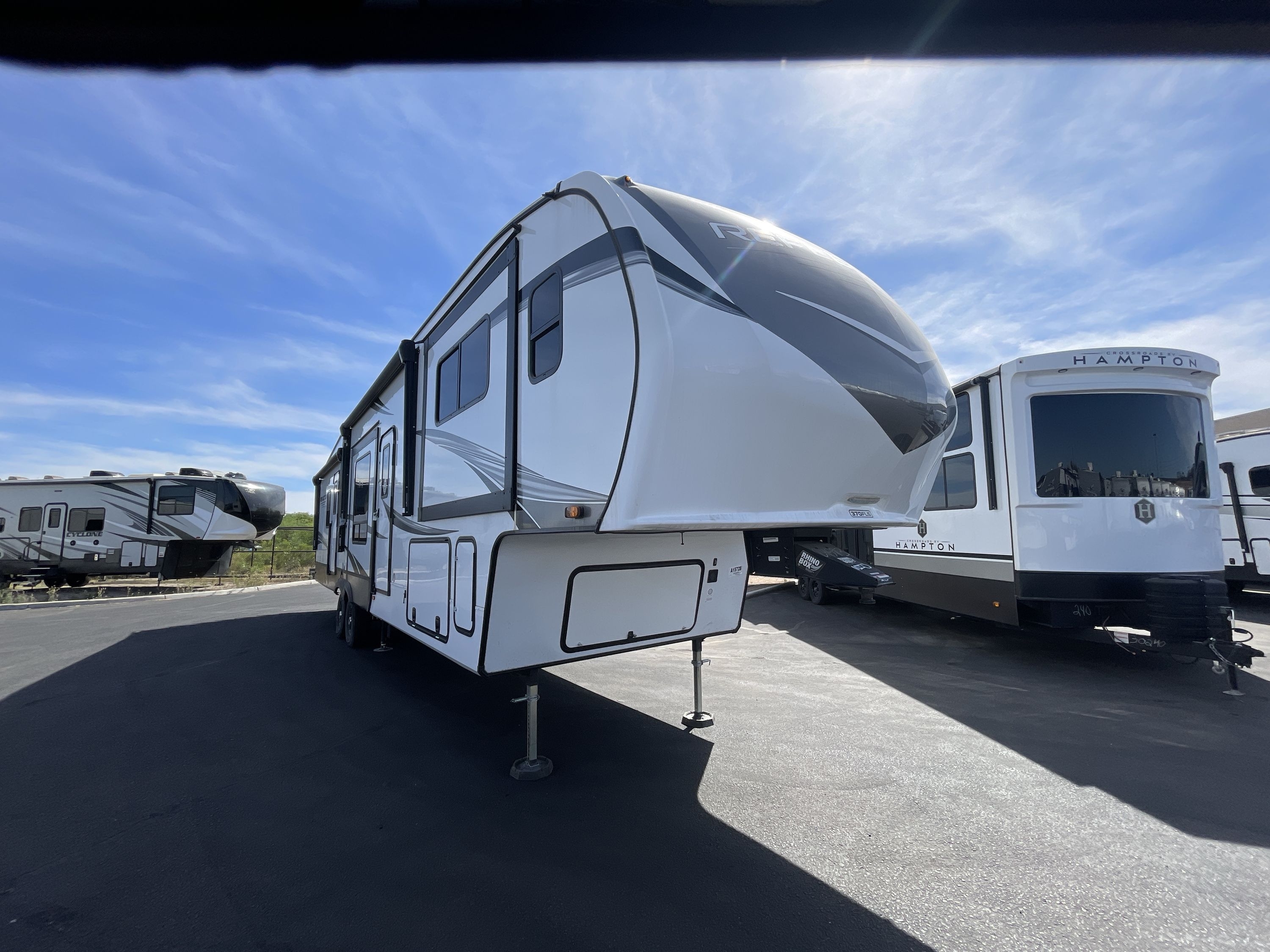 2024 Grand Design REFLECTION 370FLS RV