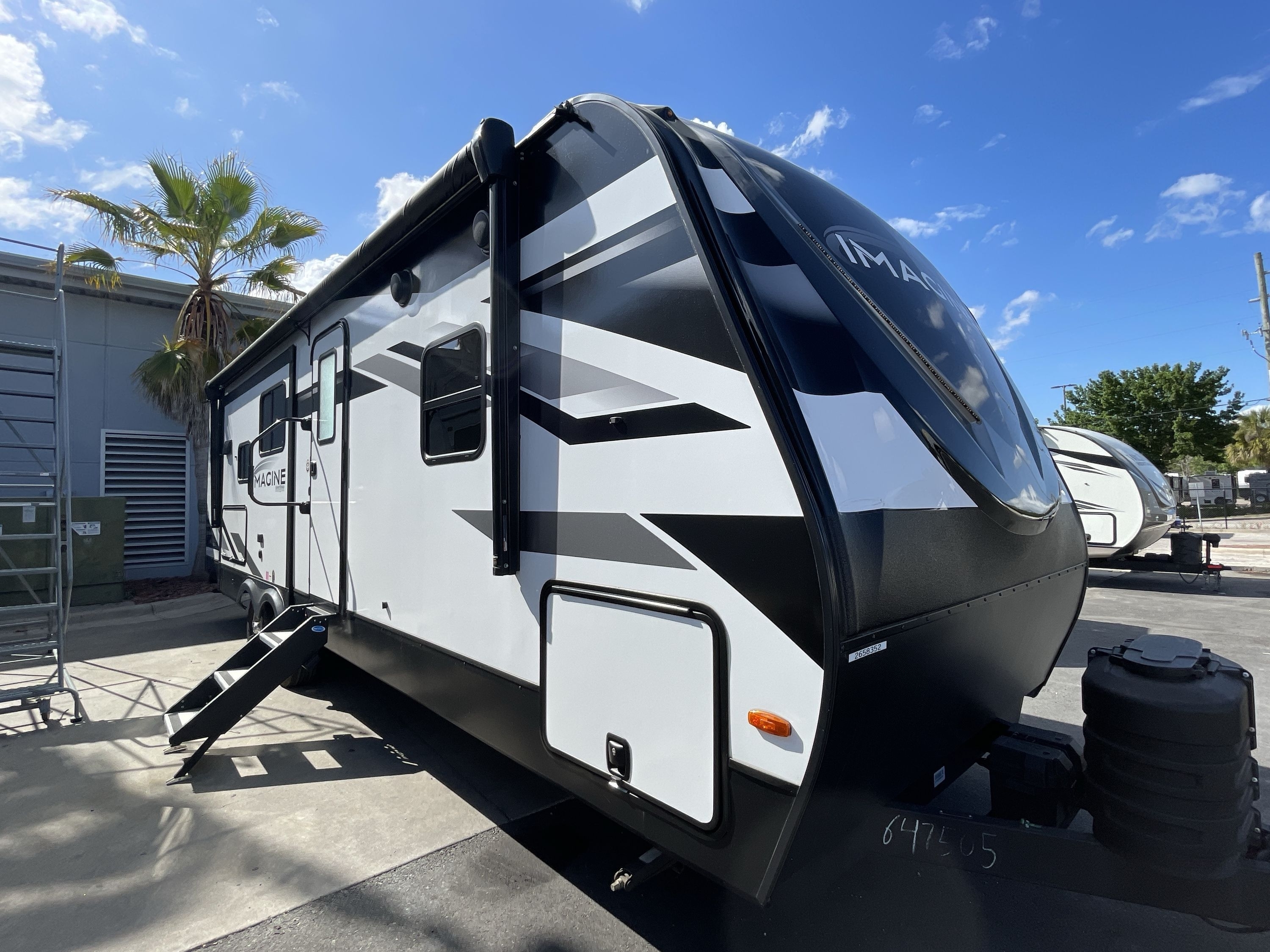 2024 Grand Design IMAGINE 2670MK RV