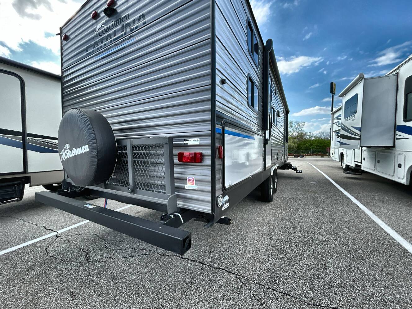 A photo of this 2023 Coachmen CATALINA LEGACY 263BHSCK