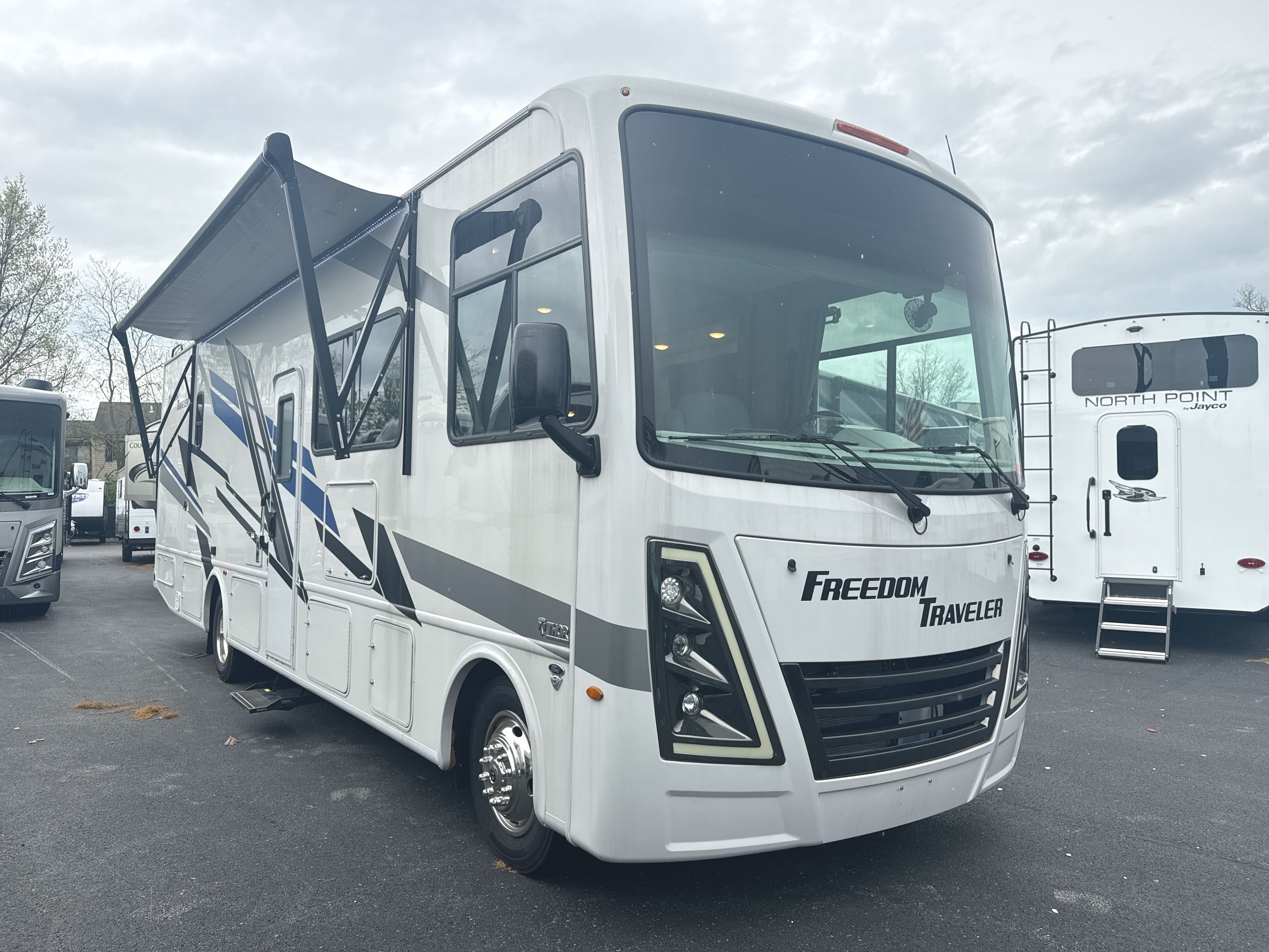 2025 Thor FREEDOM TRAVELER A32 in georgetown KY