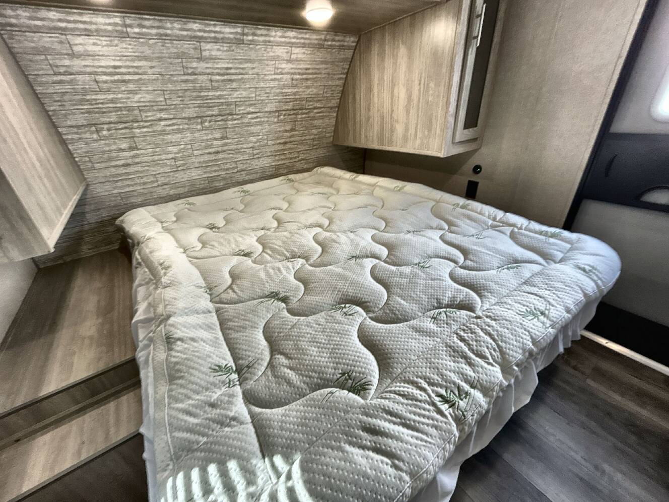 A photo of this 2023 Coachmen CATALINA LEGACY 263BHSCK