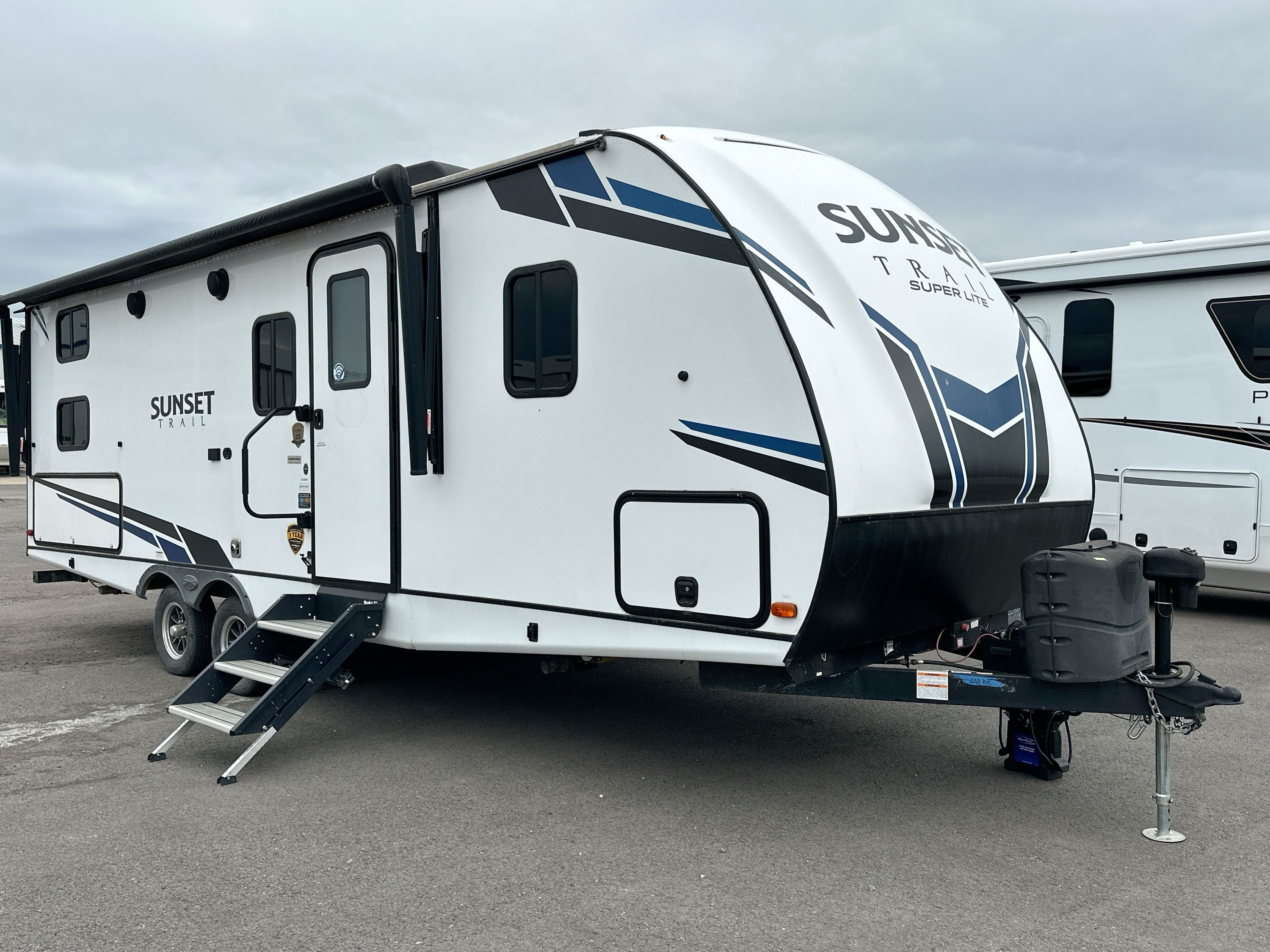 2022 Crossroads SUNSET TRAIL 242BH RV