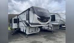 2025 Keystone MONTANA HIGH COUNTRY 381TB RV
