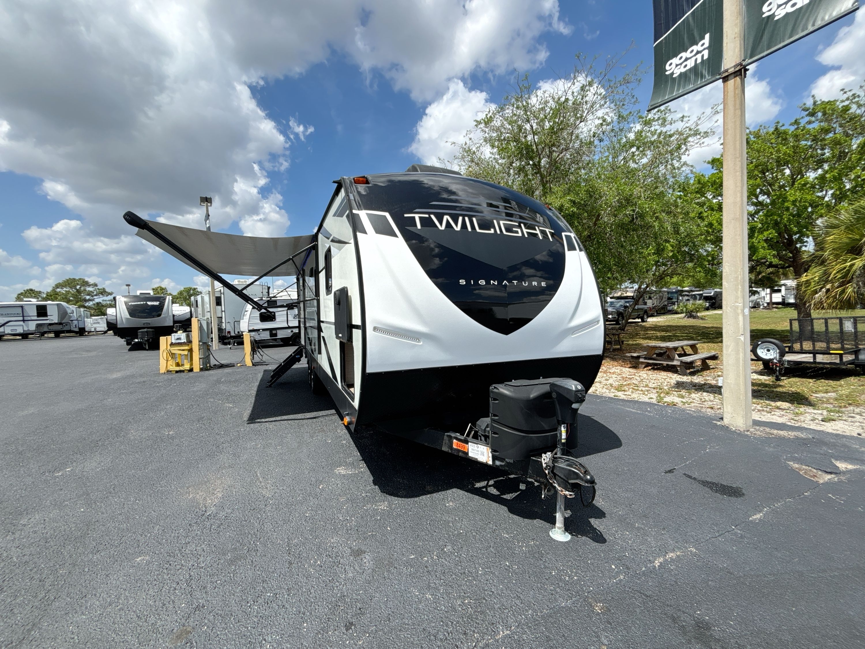2021 Twilight Rv SIGNATURE 2800 in fort myers FL