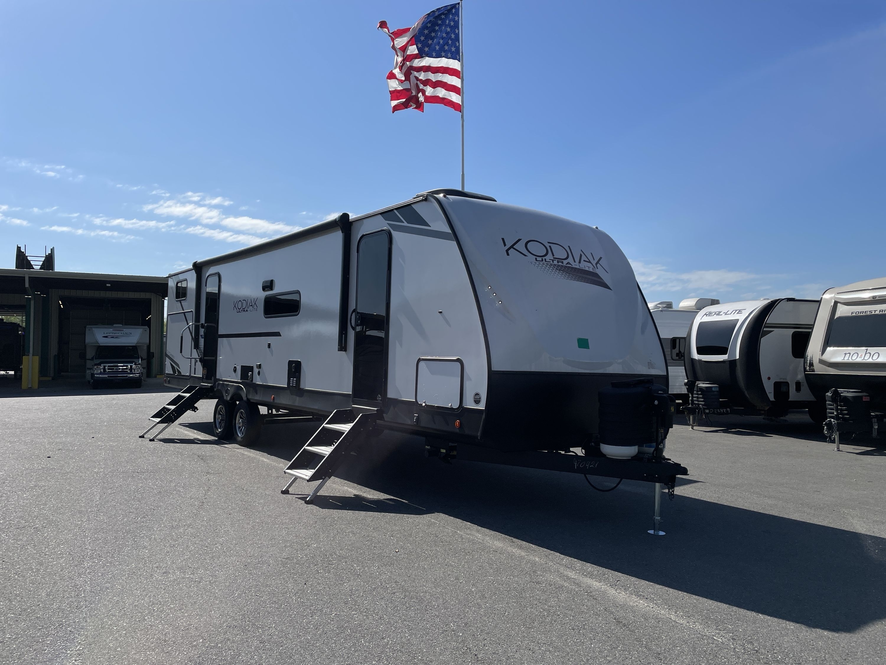 2025 Dutchmen KODIAK 332BHSL RV