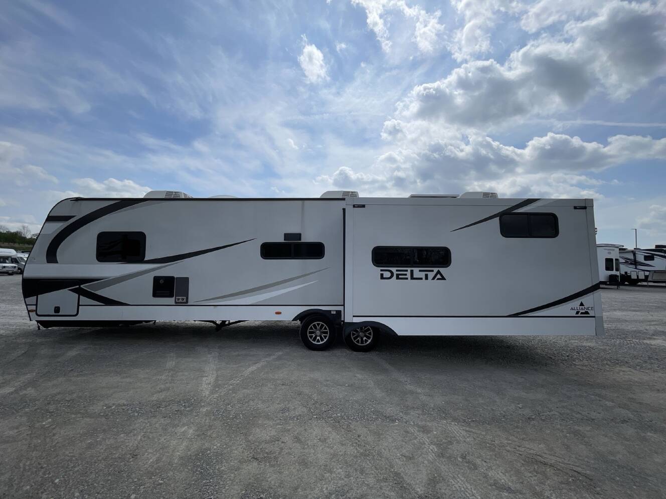 A photo of this 2025 Alliance DELTA 321BH