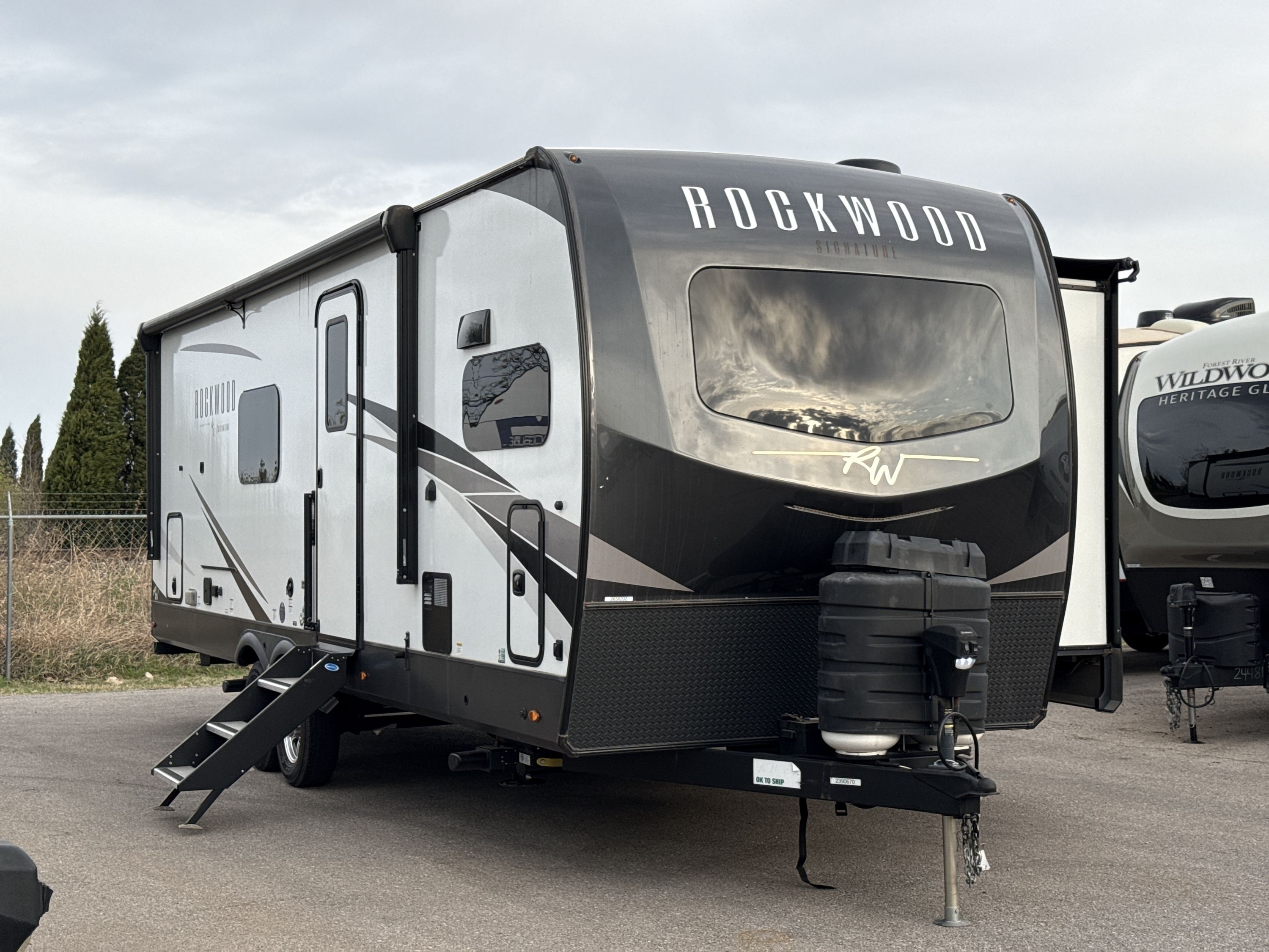 2024 Forest River ROCKWOOD SIGNATURE 8263MBR RV