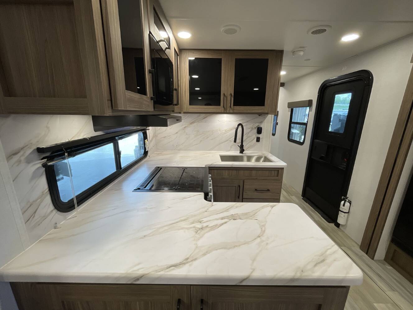 A photo of this 2025 Alliance DELTA 321BH