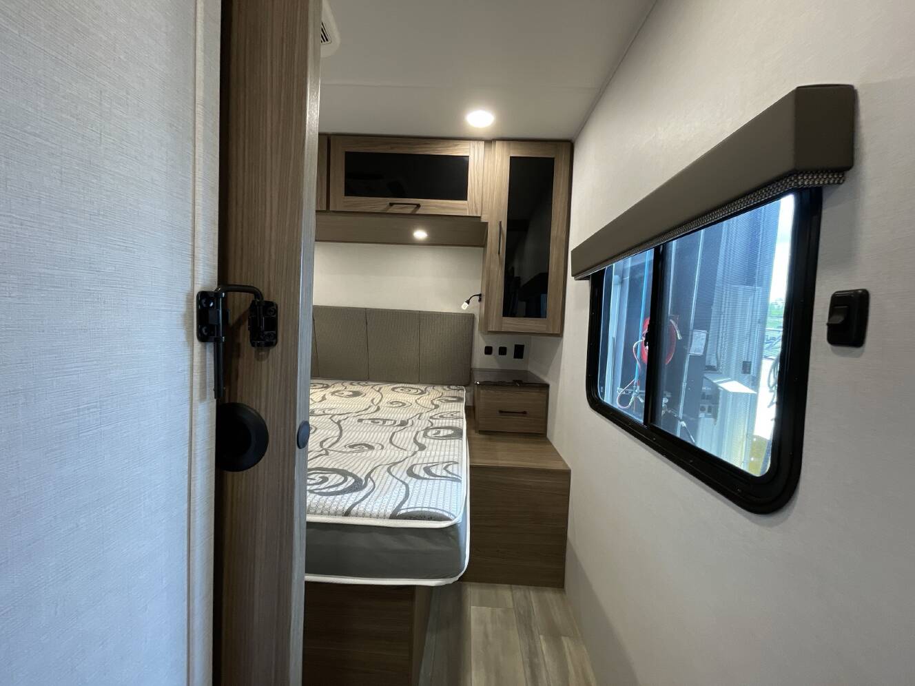 A photo of this 2025 Alliance DELTA 321BH