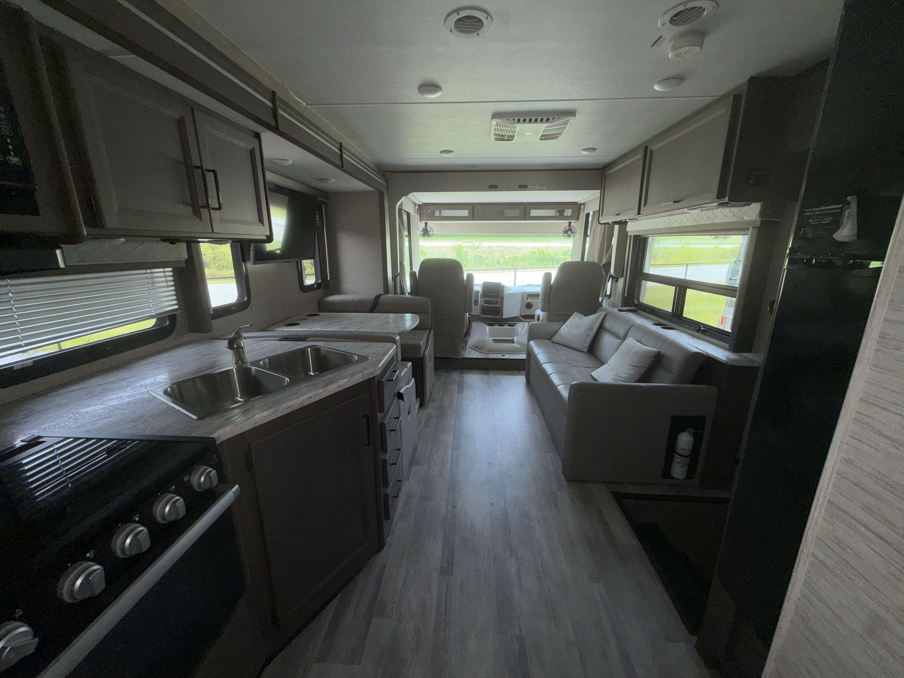 2023 Thor FREEDOM TRAVELER A32 in ridgeland SC