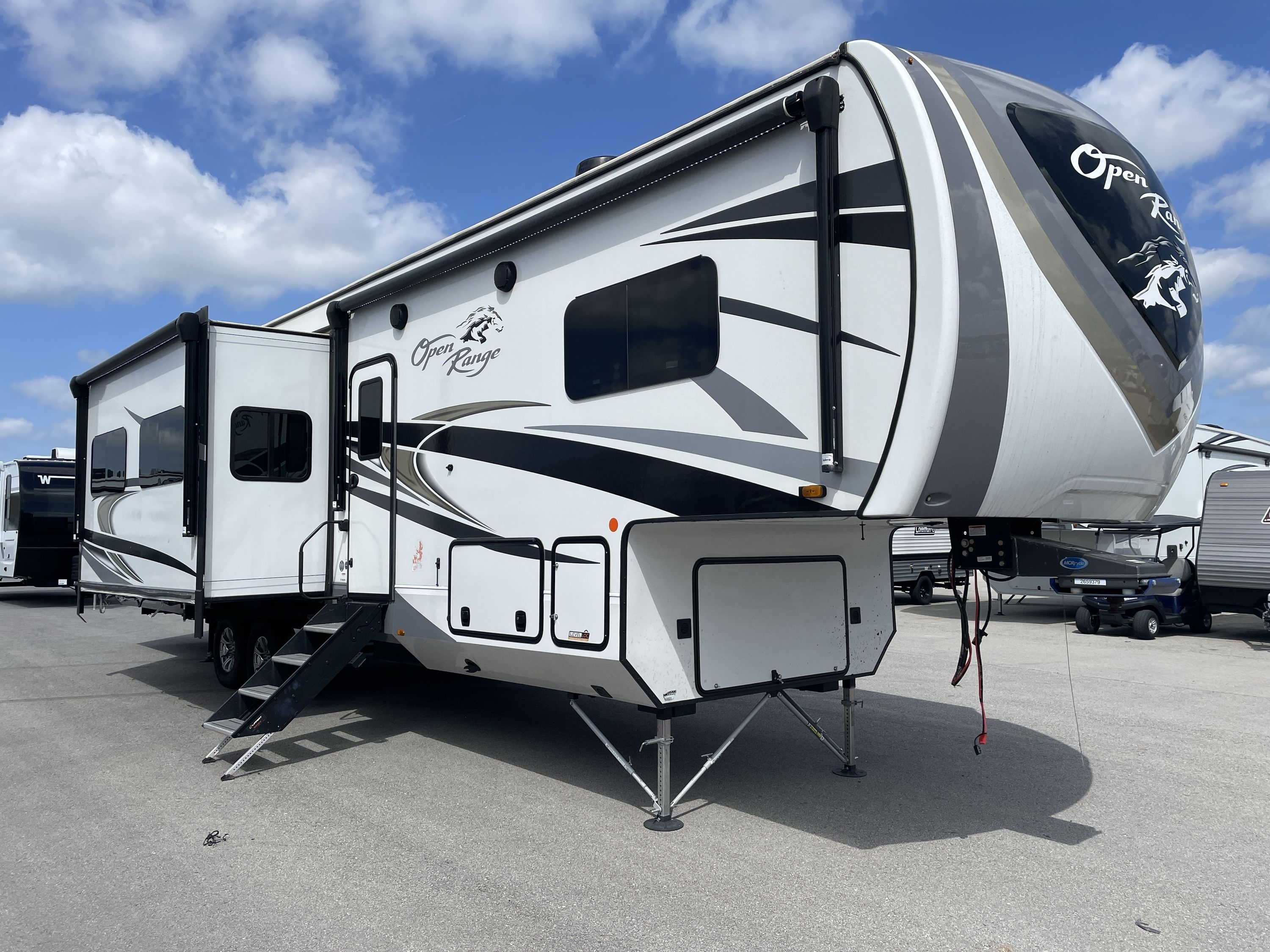 2023 Highland Ridge OPEN RANGE 374BHS RV