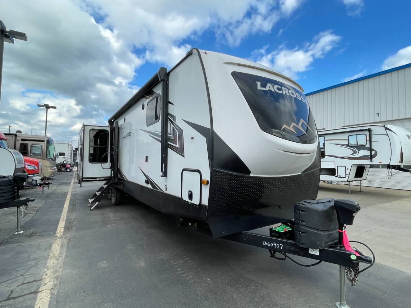 A photo of this 2022 Prime Time LACROSSE 3411RK
