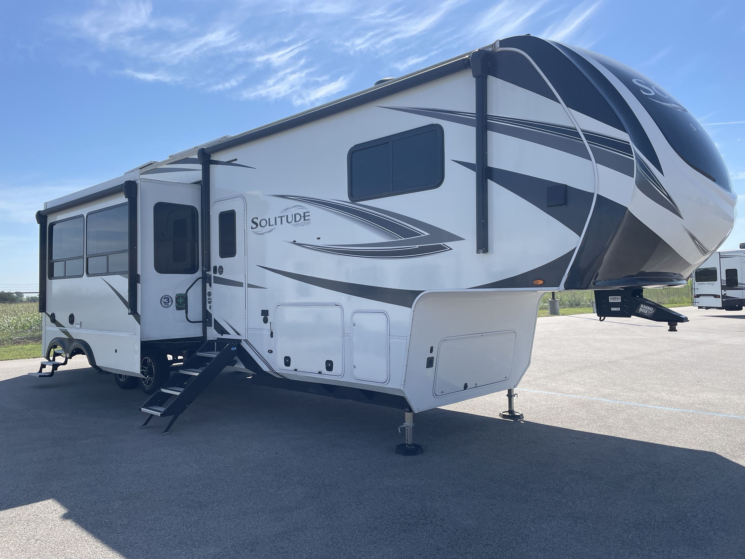 2023 Grand Design SOLITUDE 3740BH in alvarado TX