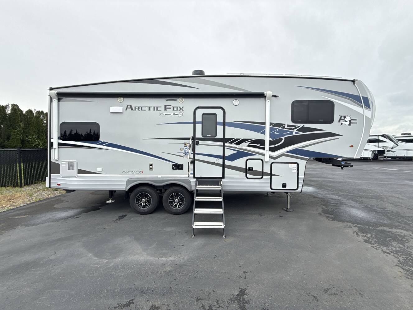 A photo of this 2024 Northwood ARCTIC FOX GRANDE RONDE 27-5L