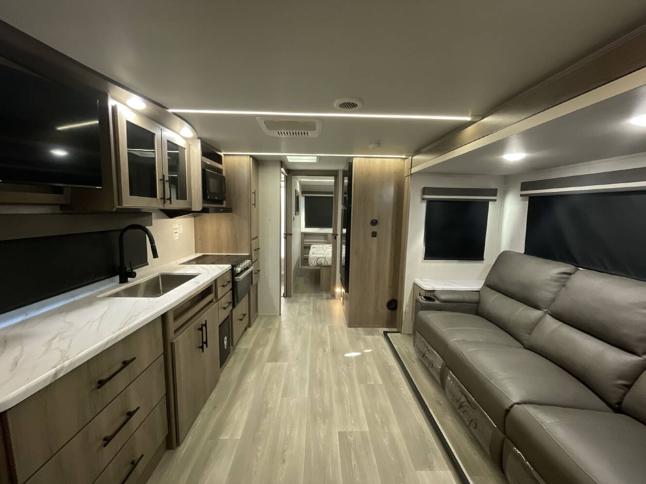 A photo of this 2024 Grand Design IMAGINE 24 24SDE
