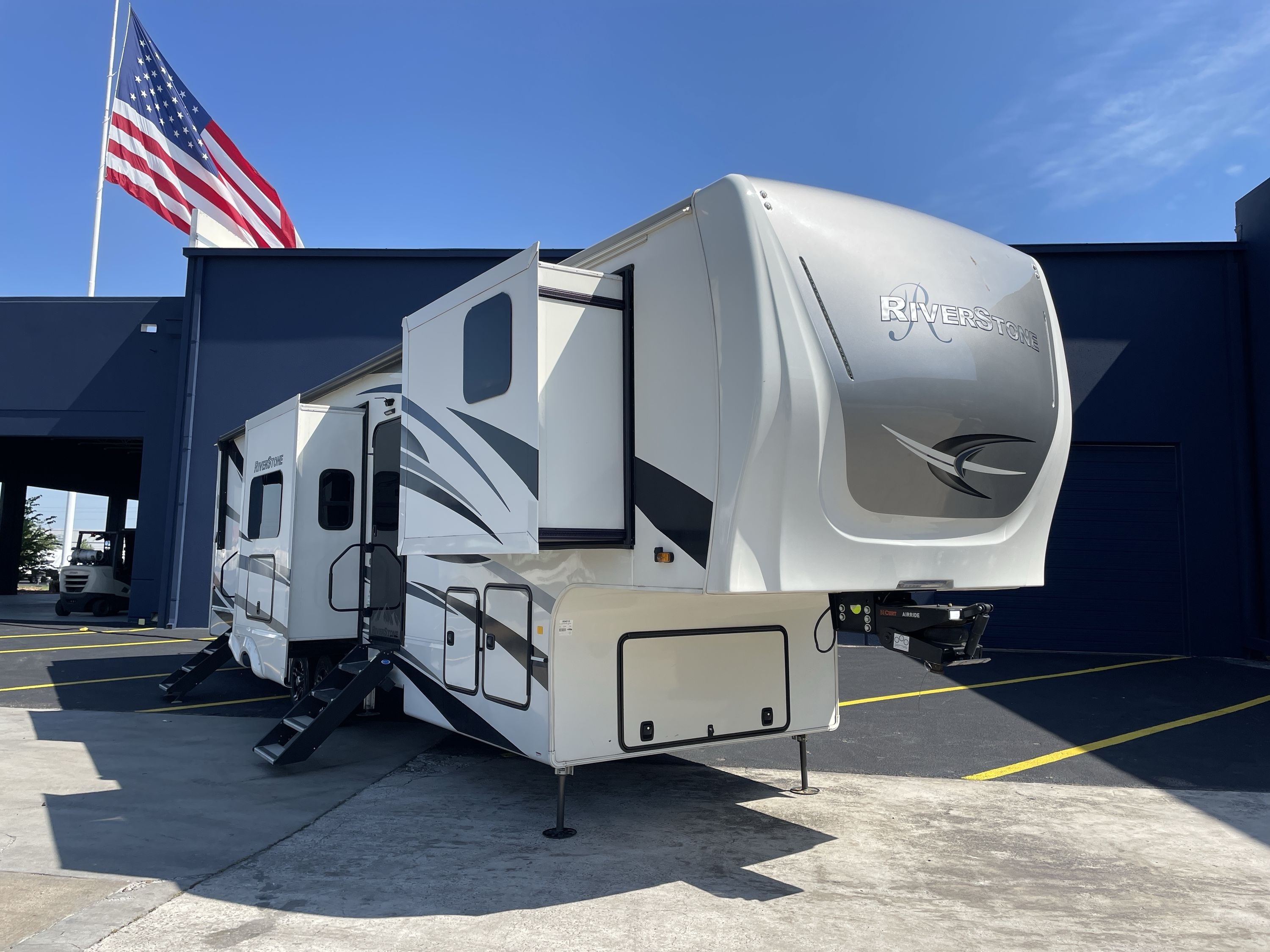 2023 Forest River RIVERSTONE 391FSK RV