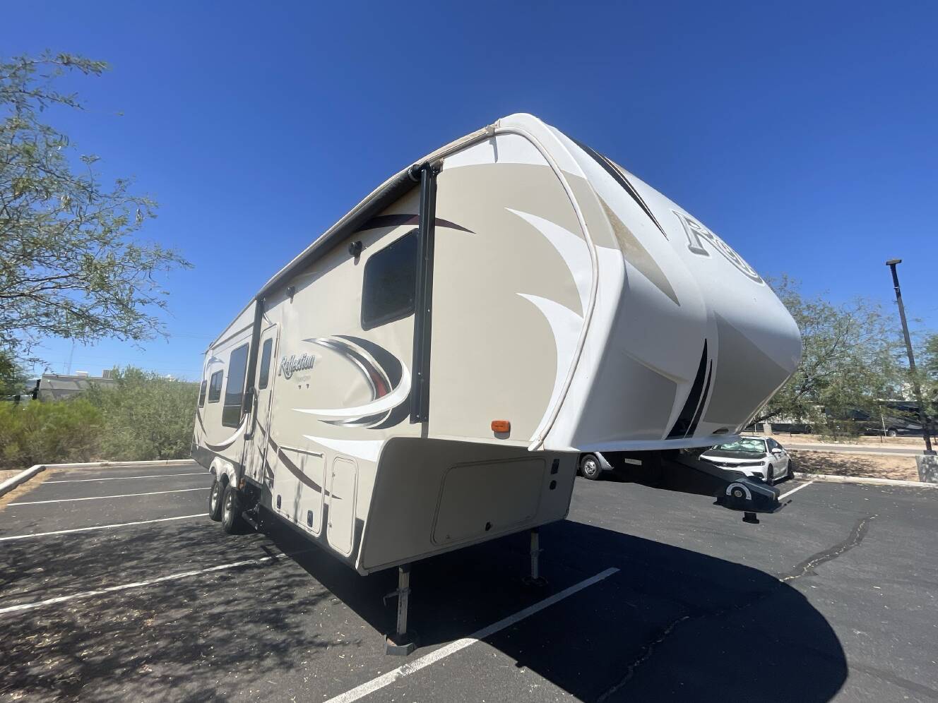 A photo of this 2017 Grand Design REFLECTION 303RLS