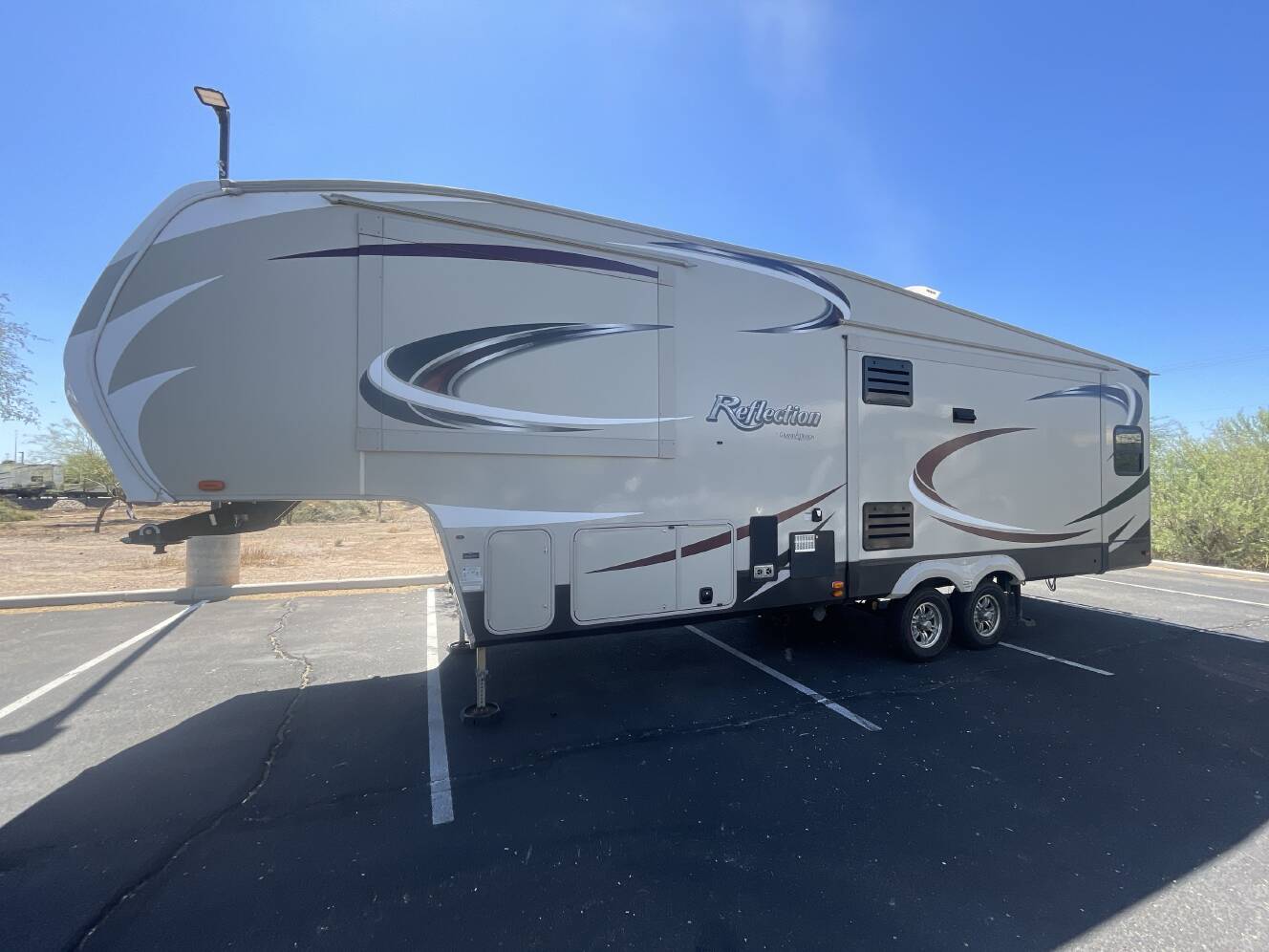A photo of this 2017 Grand Design REFLECTION 303RLS