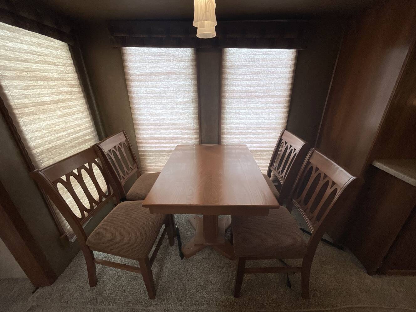 A photo of this 2017 Prime Time LACROSSE 330RST