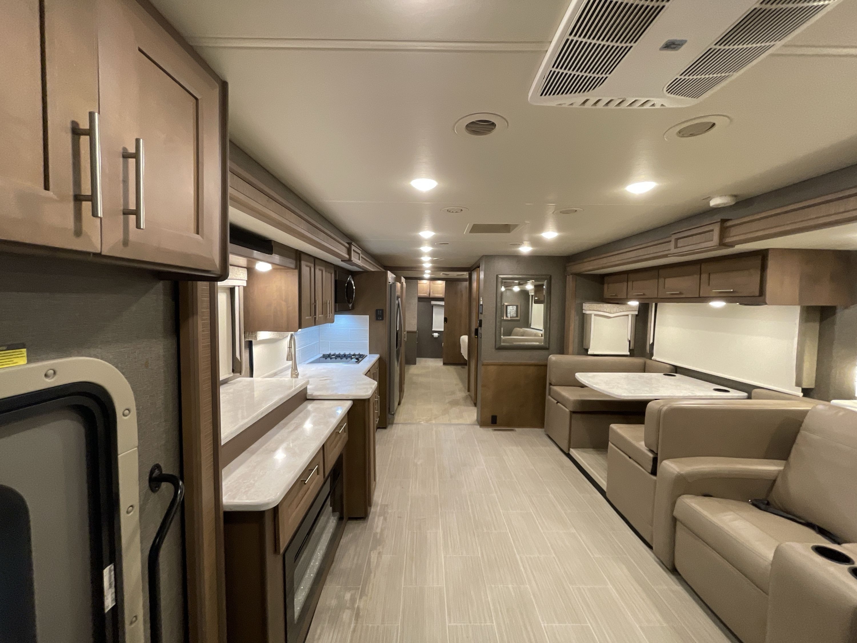 2022 Thor CHALLENGER 37FH in katy TX