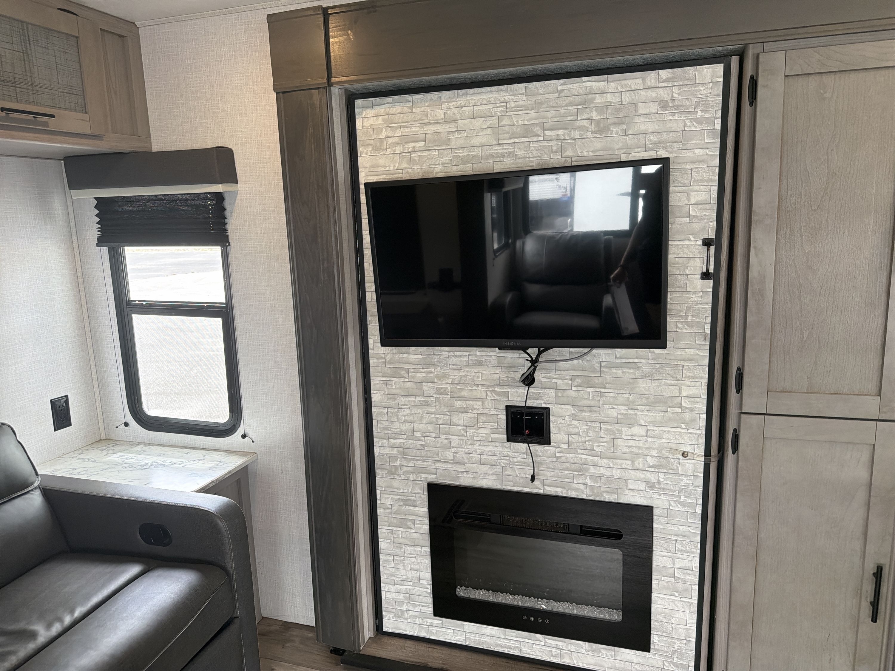 2022 Coleman COLEMAN LIGHT 2955RL in ridgeland SC