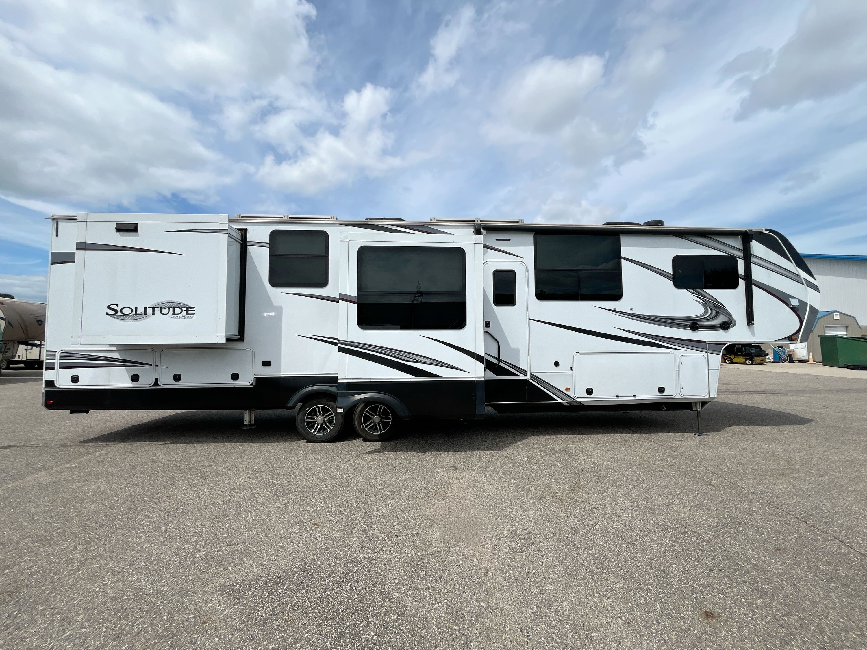 2023 Grand Design SOLITUDE 390RK in west fargo ND