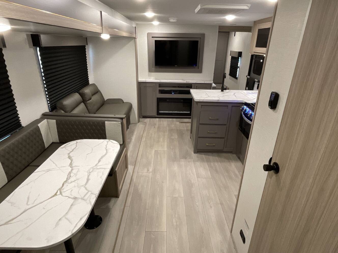 A photo of this 2025 K-Z Rv SPORTSMEN SE 301BHKSE