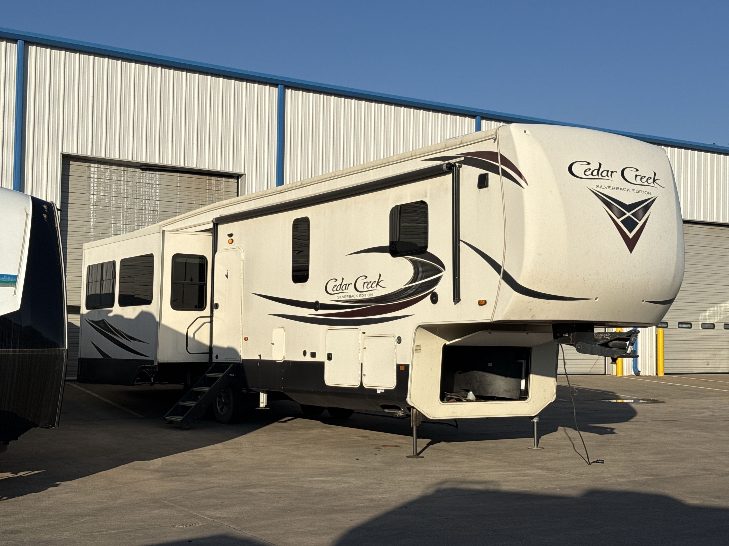 2021 Forest River CEDAR CREEK SILVERBACK 37MBH in oklahoma city OK