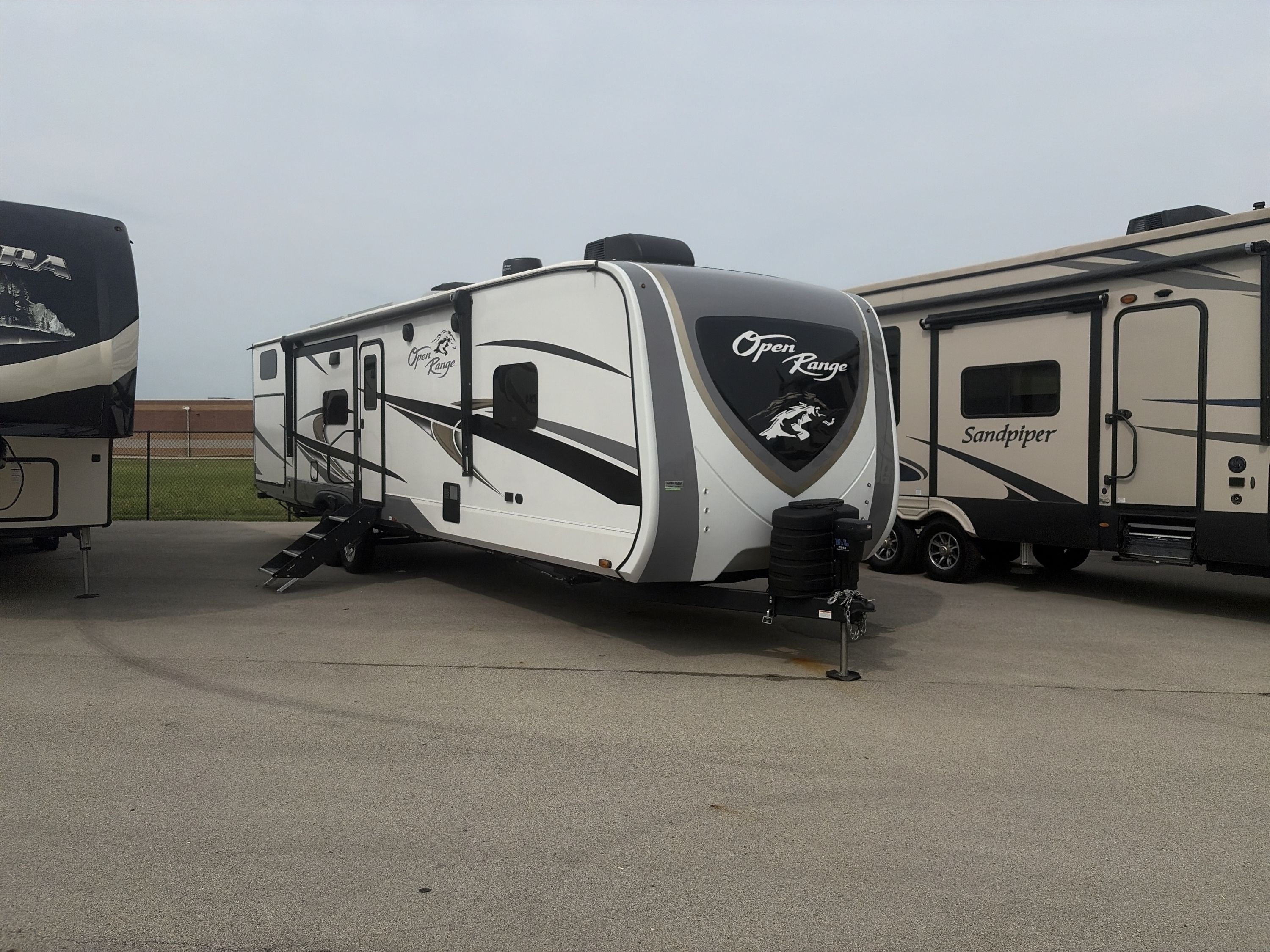 2023 Highland Ridge OPEN RANGE 330BHS RV