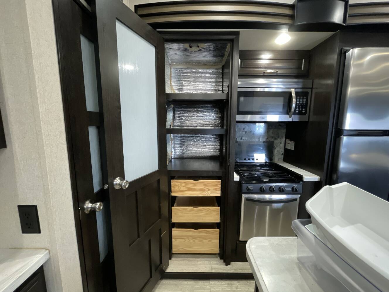 A photo of this 2017 Grand Design MOMENTUM 376TH