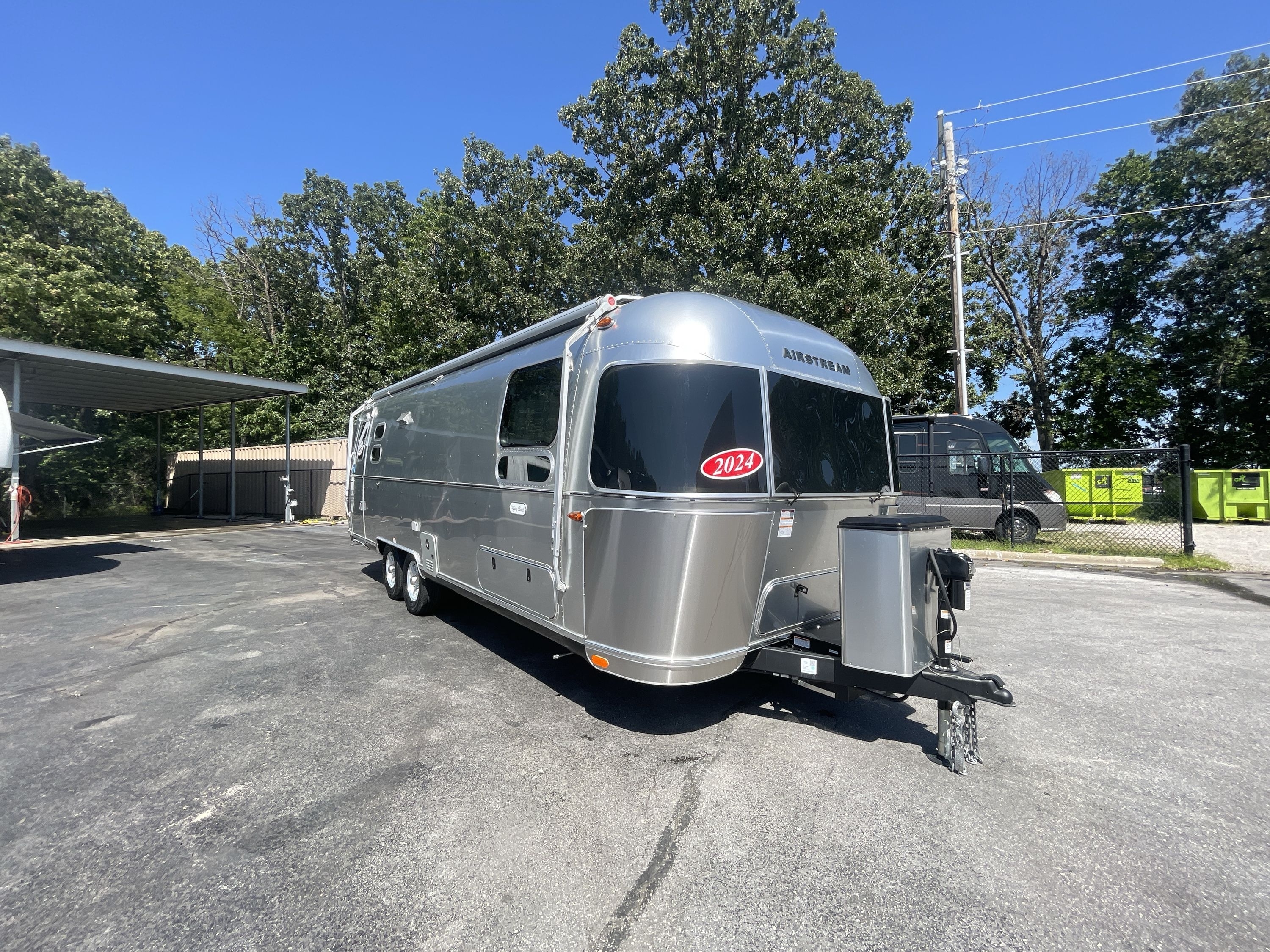 2024 Airstream FLYING CLOUD 27FB TWIN in strafford MO