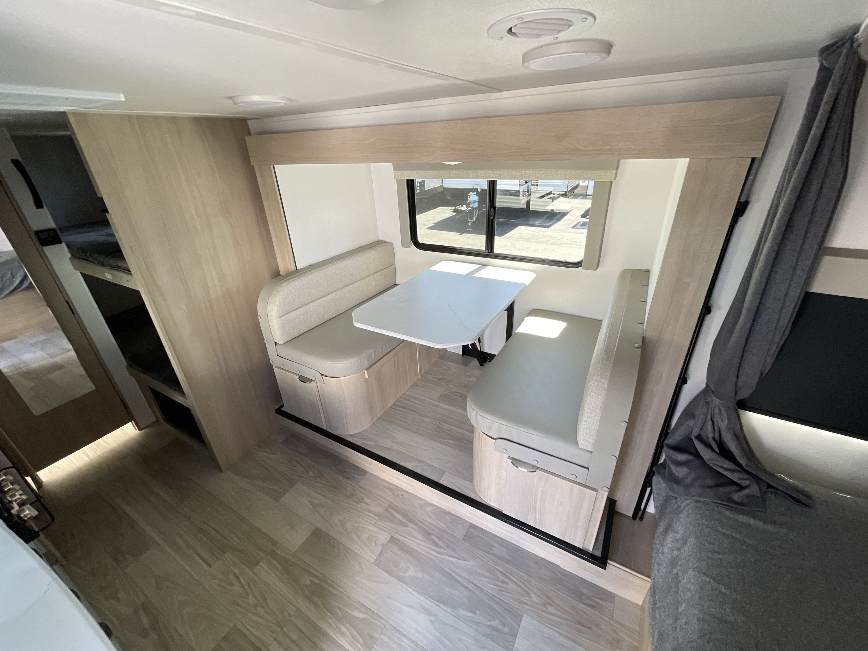2025 Winnebago MICRO MINNIE 2100BH in roseville CA