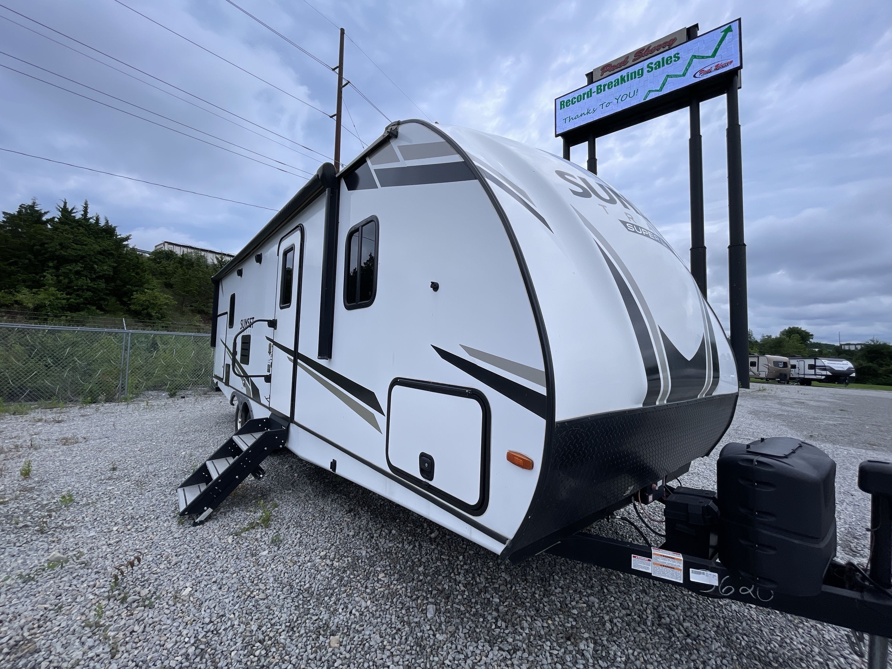 2022 Crossroads SUNSET TRAIL 253RB RV