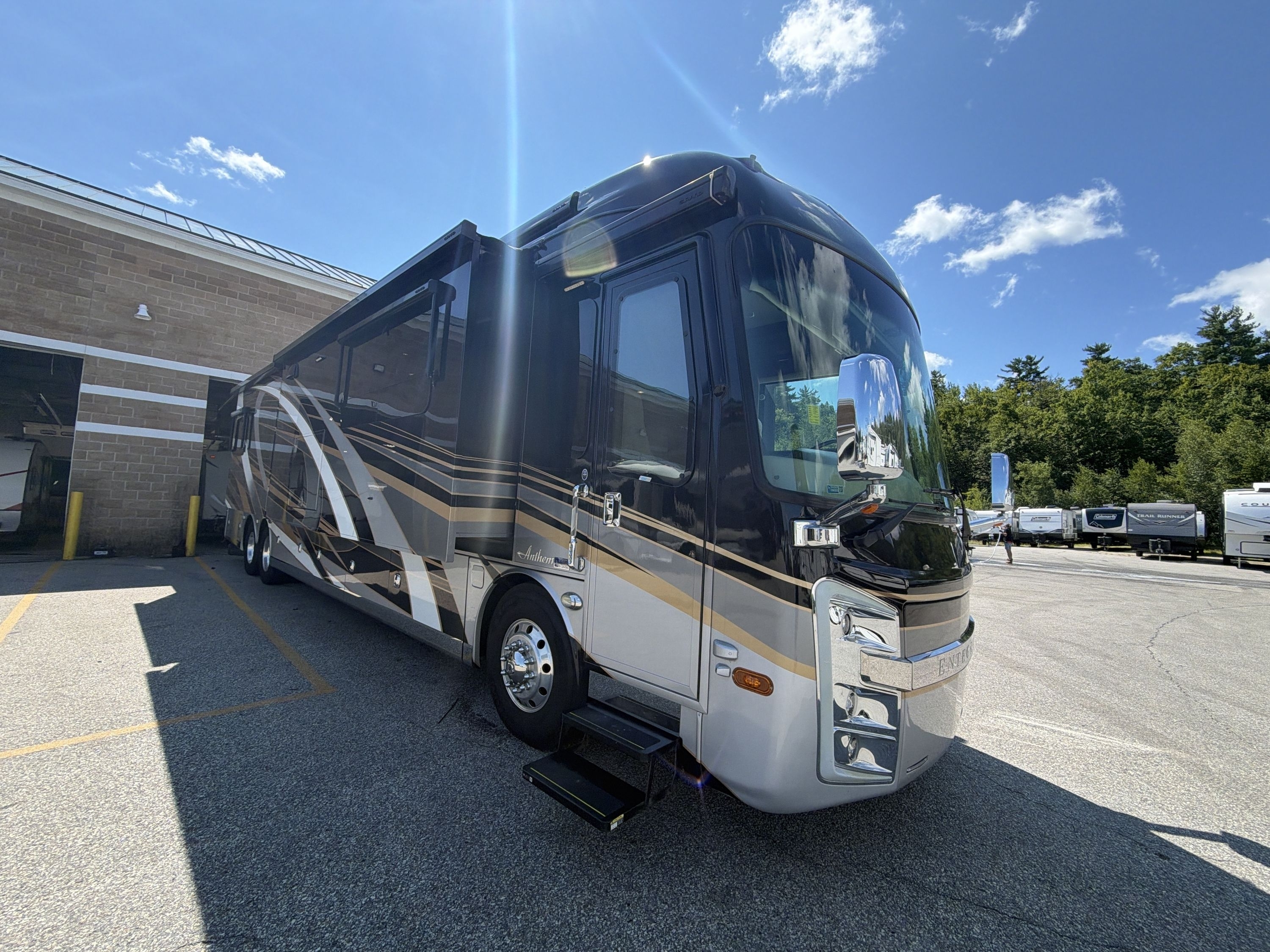 2019 Entegra Coach ANTHEM 44B RV