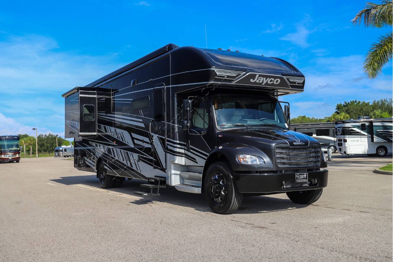 A photo of this 2026 Jayco Seneca Prestige 37K