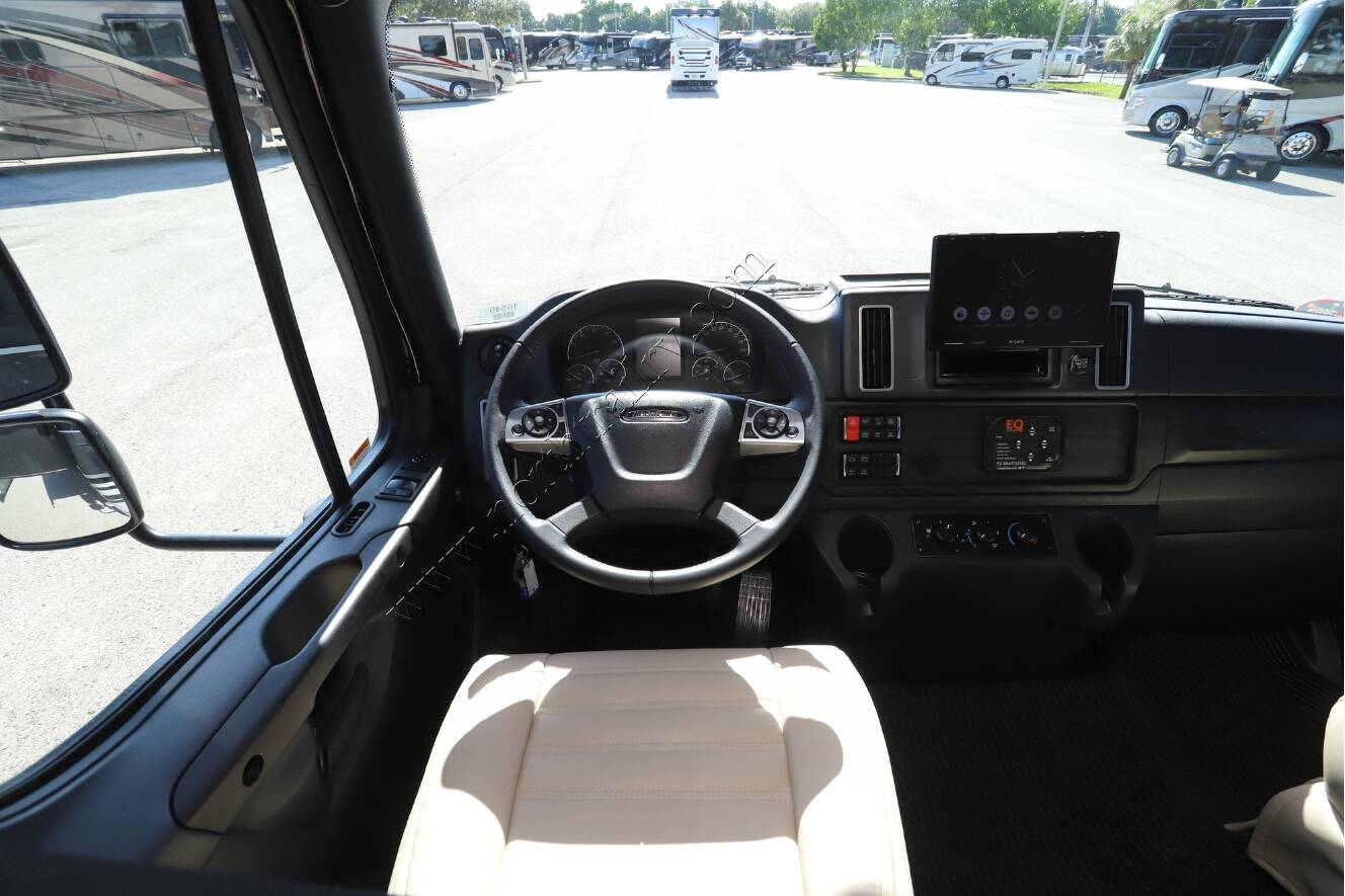 A photo of this 2026 Jayco Seneca Prestige 37K