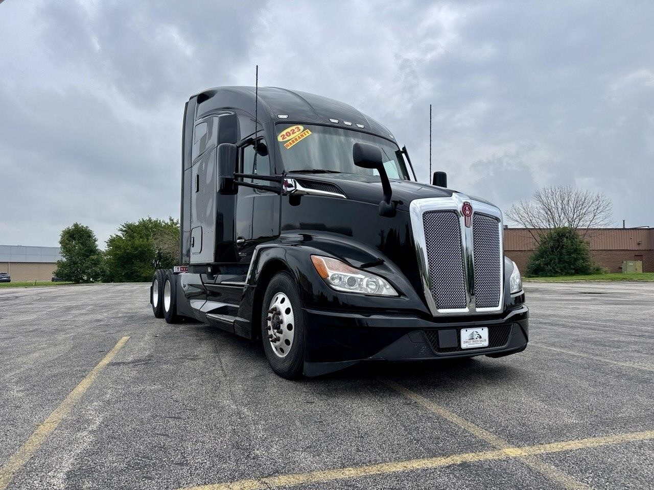 2023 KENWORTH T680 in Burr Ridge, IL