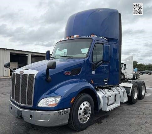 2020 PETERBILT 579 in Indianapolis, IN