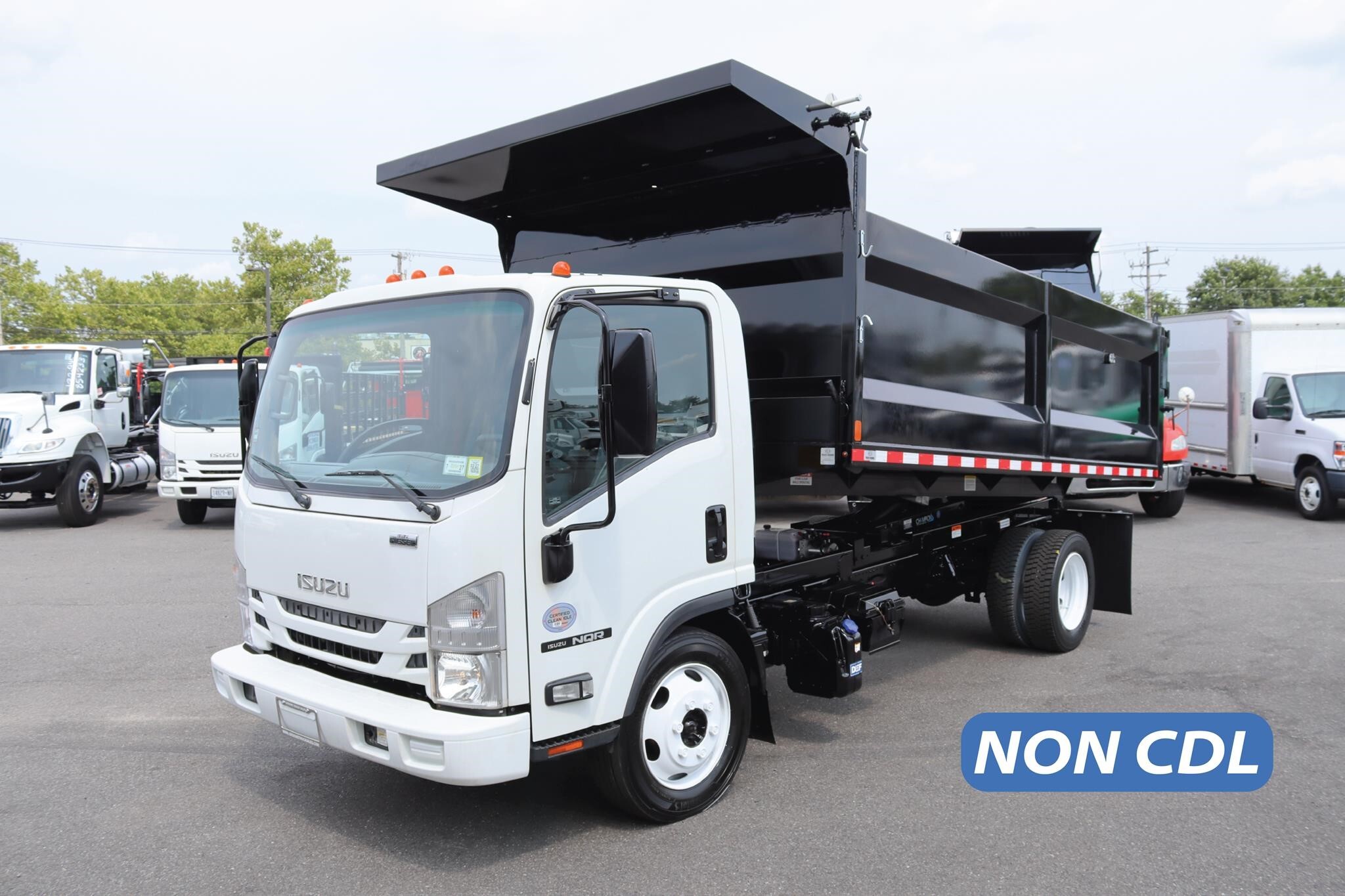 2020 ISUZU NQR in Ronkonkoma, NY