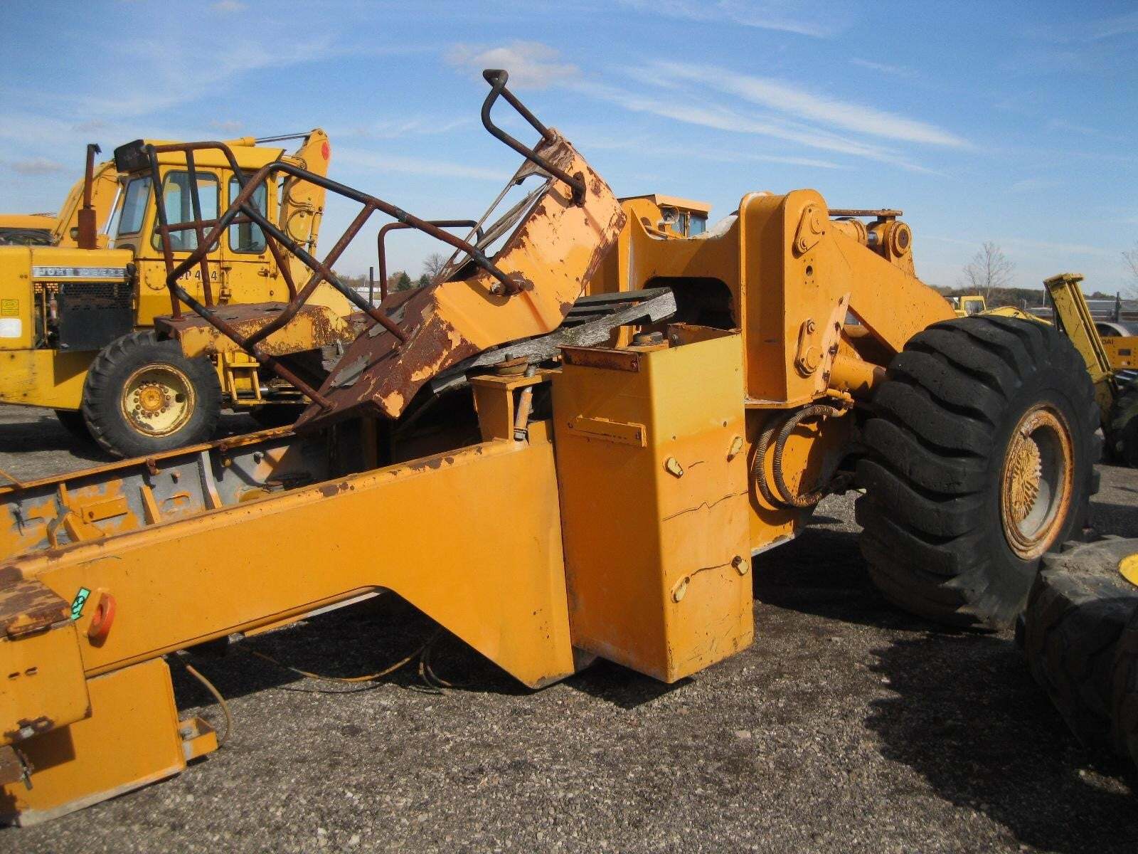 1998 HYUNDAI HL760 in Ottawa Lake, MI