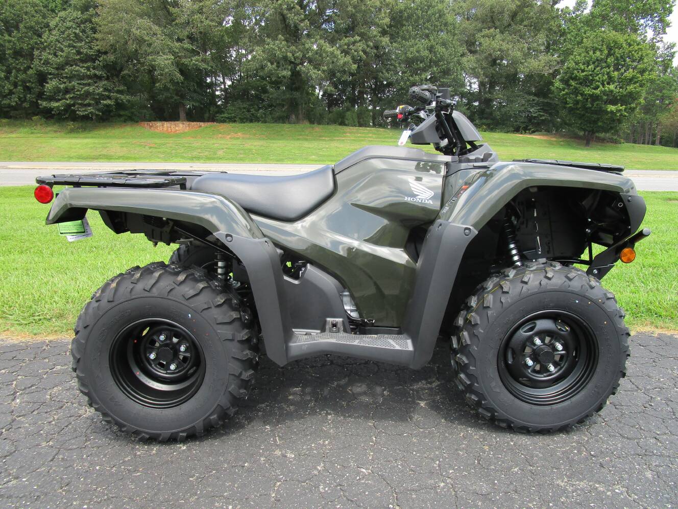 A photo of this 2027 Honda FourTrax Rancher 4x4