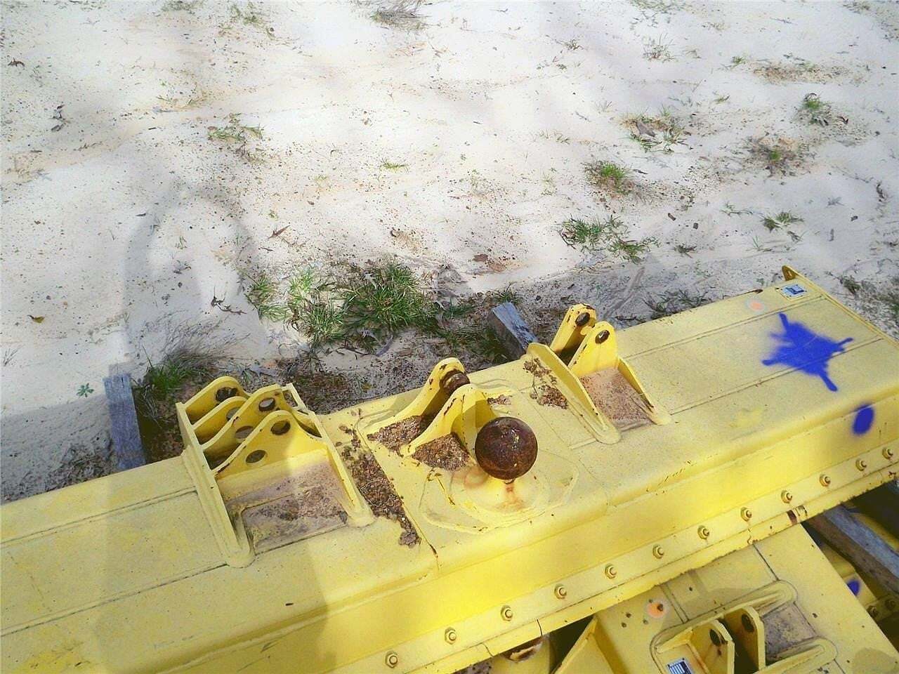 KOMATSU Attachment in Hughes Springs, TX